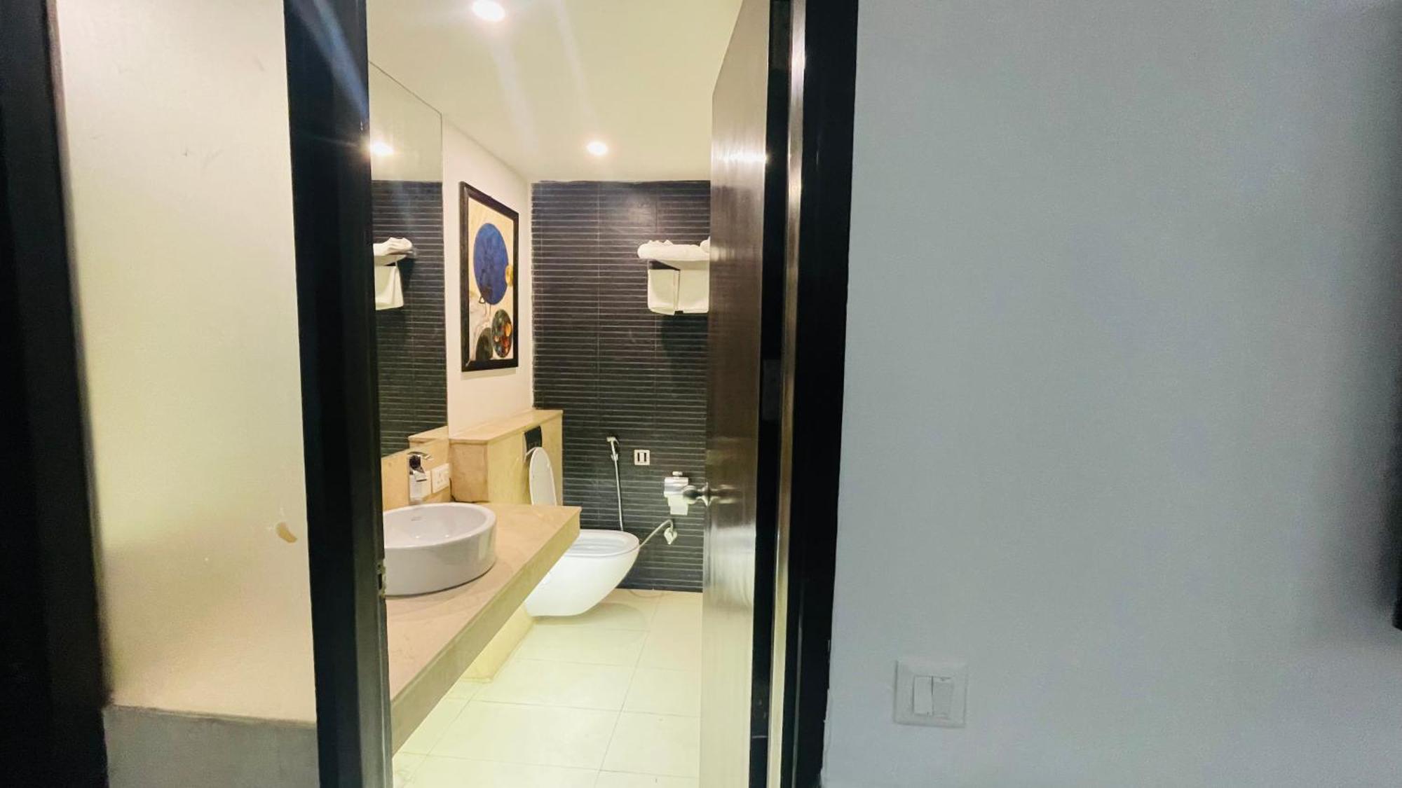 Hotel Saltstayz Select - Malcha & Chankyapuri 4*