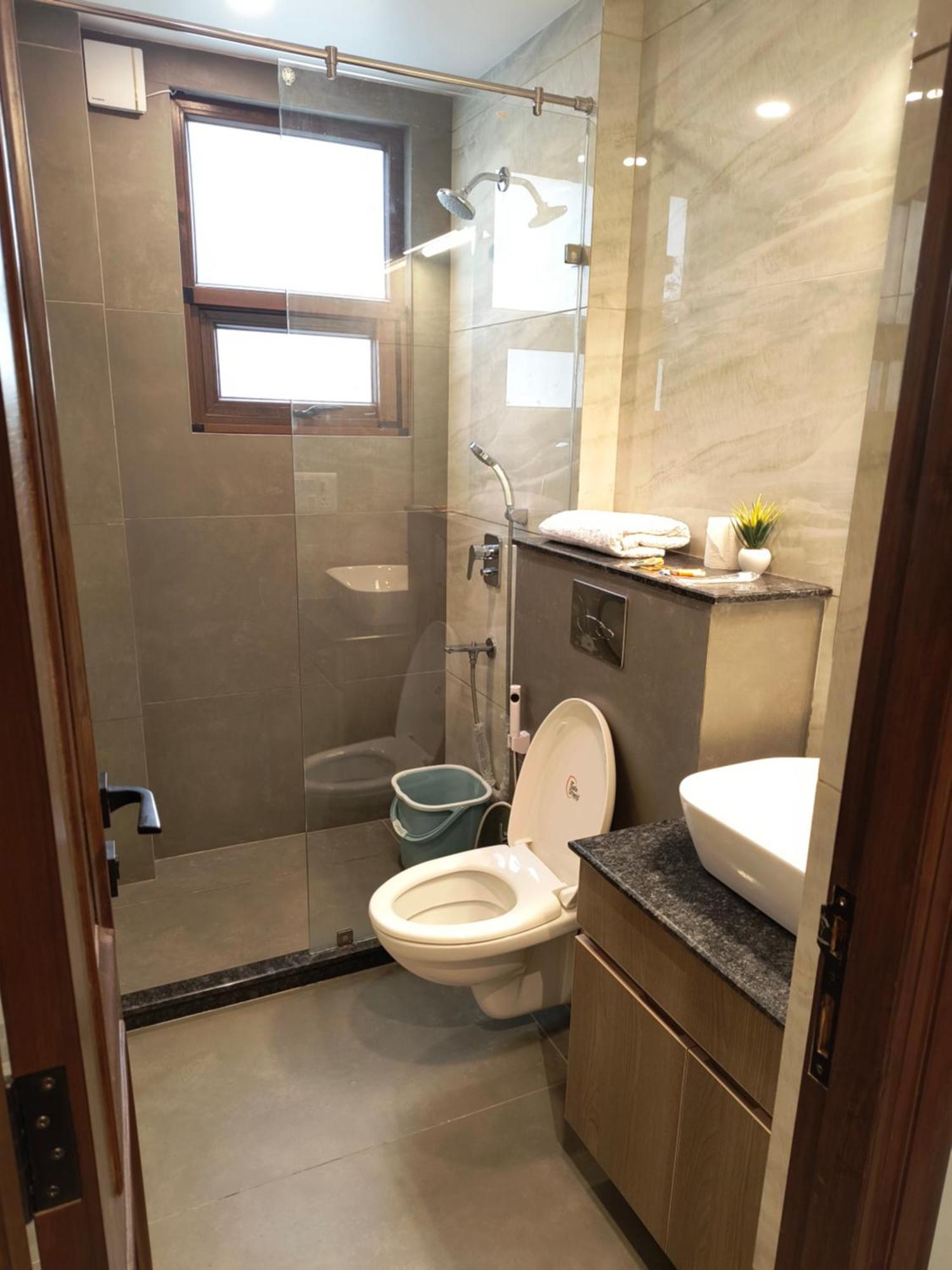 Gianmala Residency South Extension Near Aiims Delhi