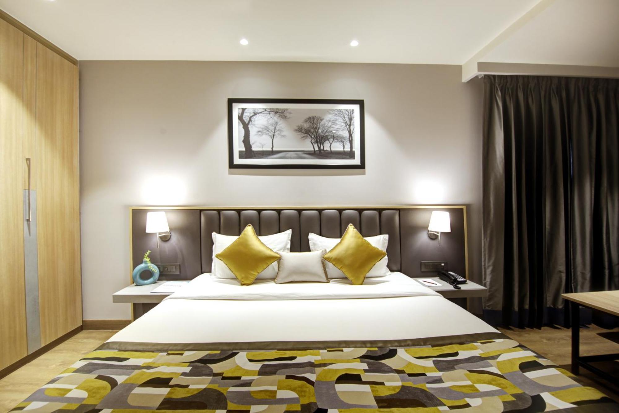 East Park 4*