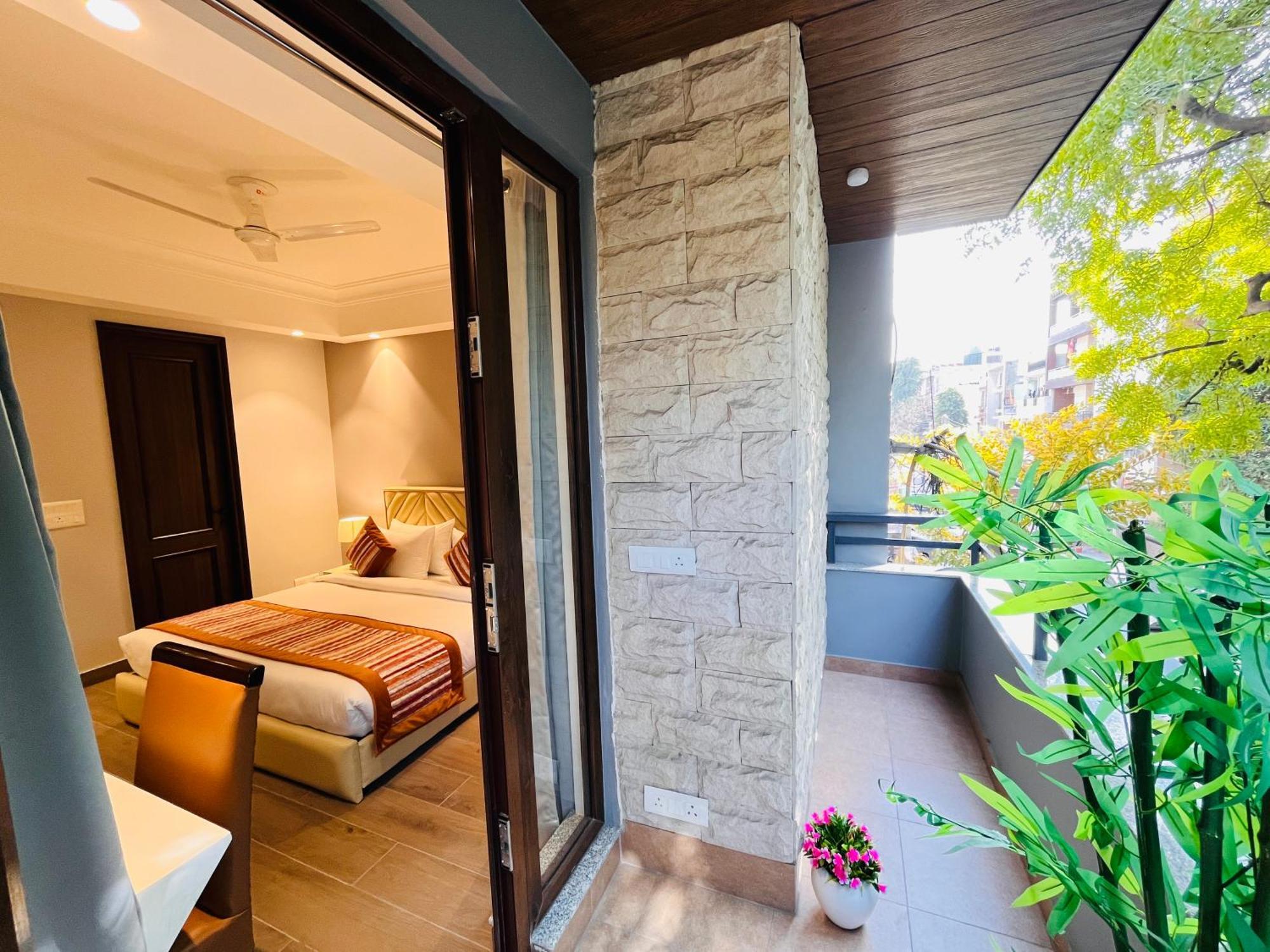 Gianmala Residency South Extension Near Aiims Delhi Hotel 3*