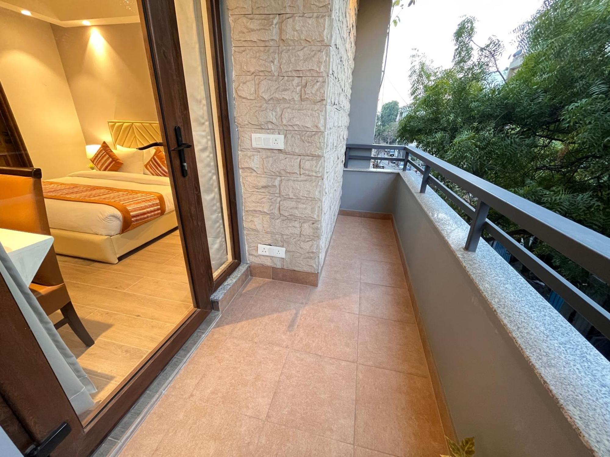 Gianmala Residency South Extension Near Aiims Delhi 3*