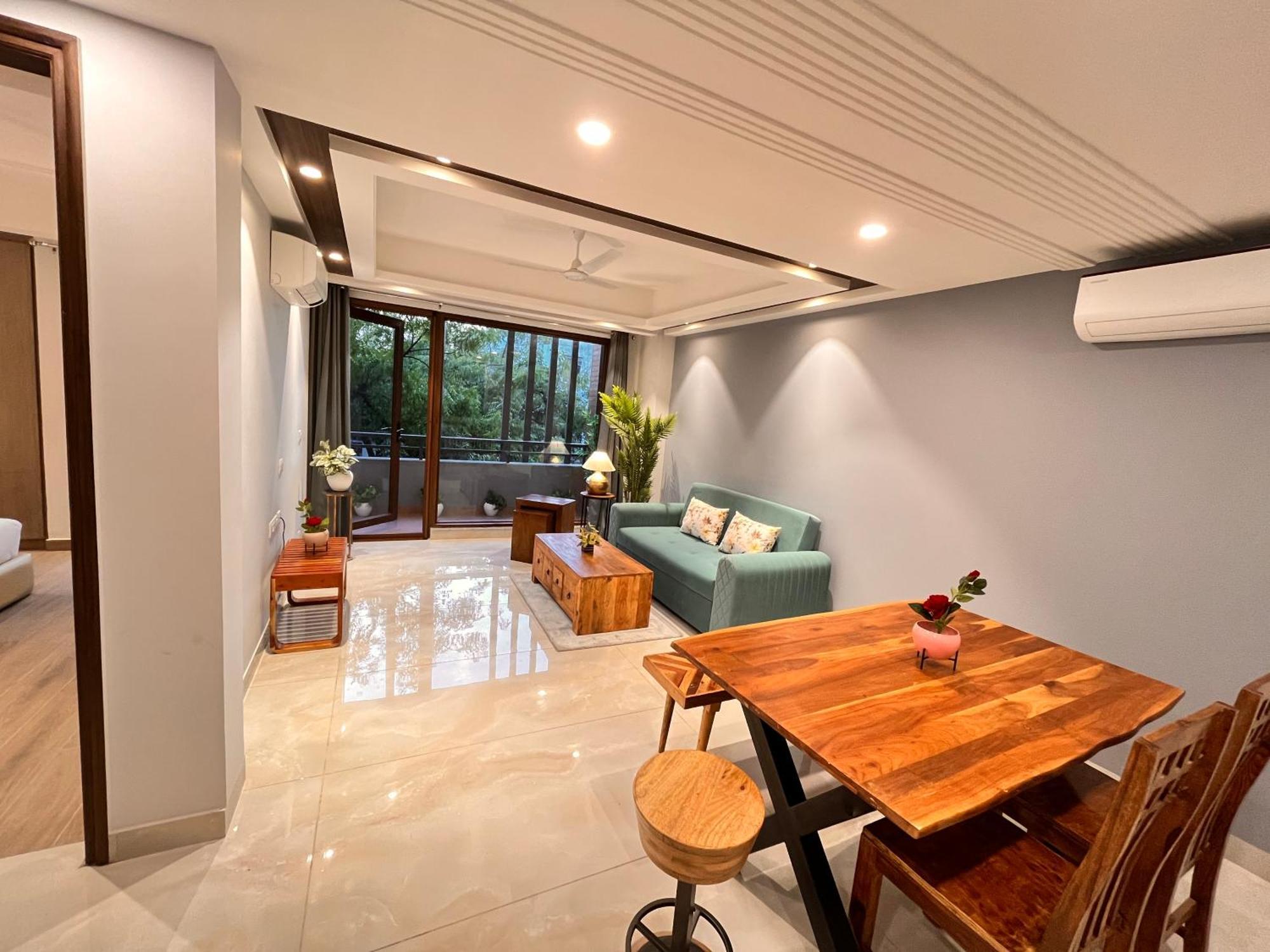 South Ex Residency - South Ex Near Aiims Delhi - Couple Friendly 3*