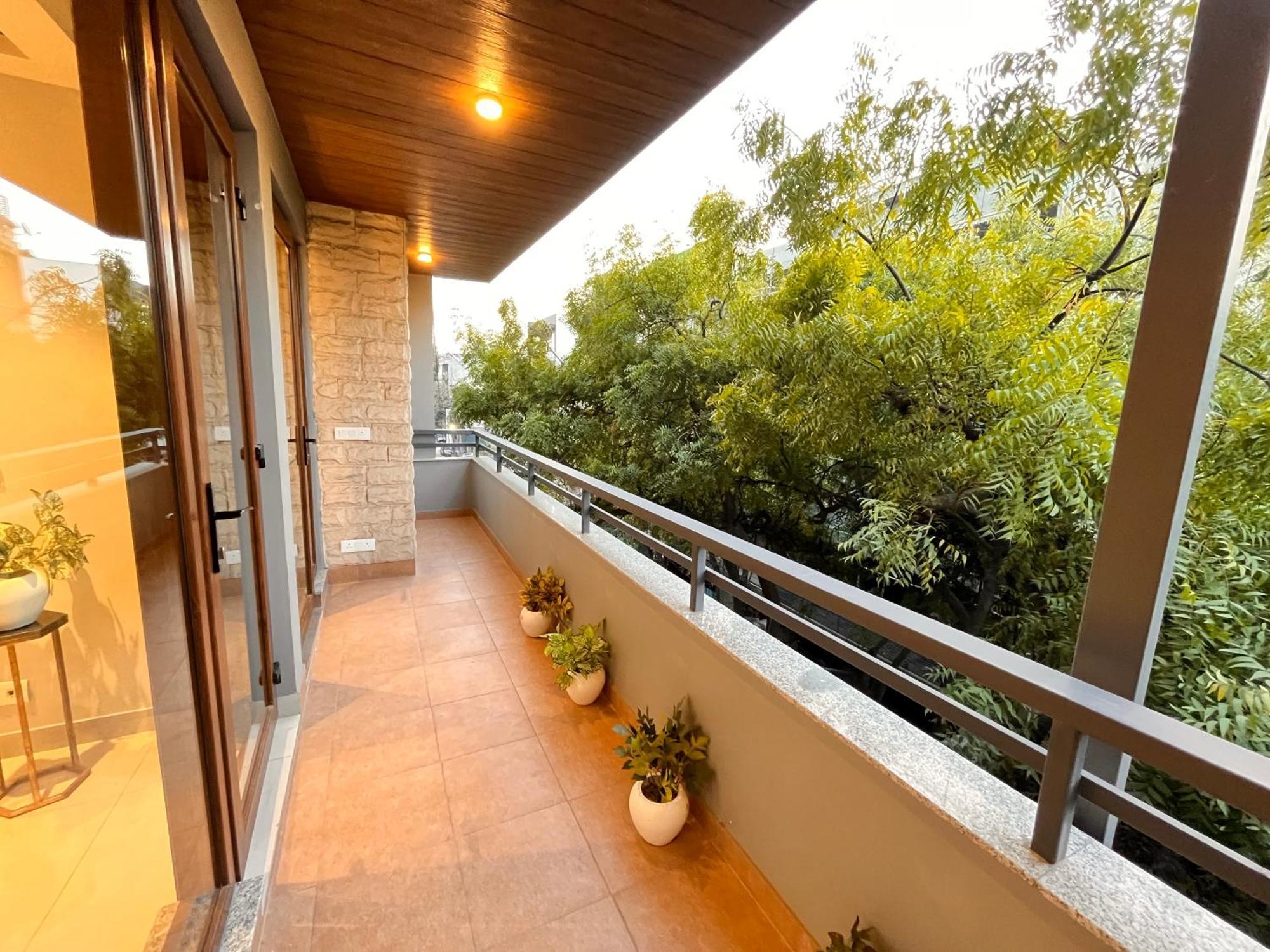 South Ex Residency - South Ex Near Aiims Delhi - Couple Friendly Hotel 3*