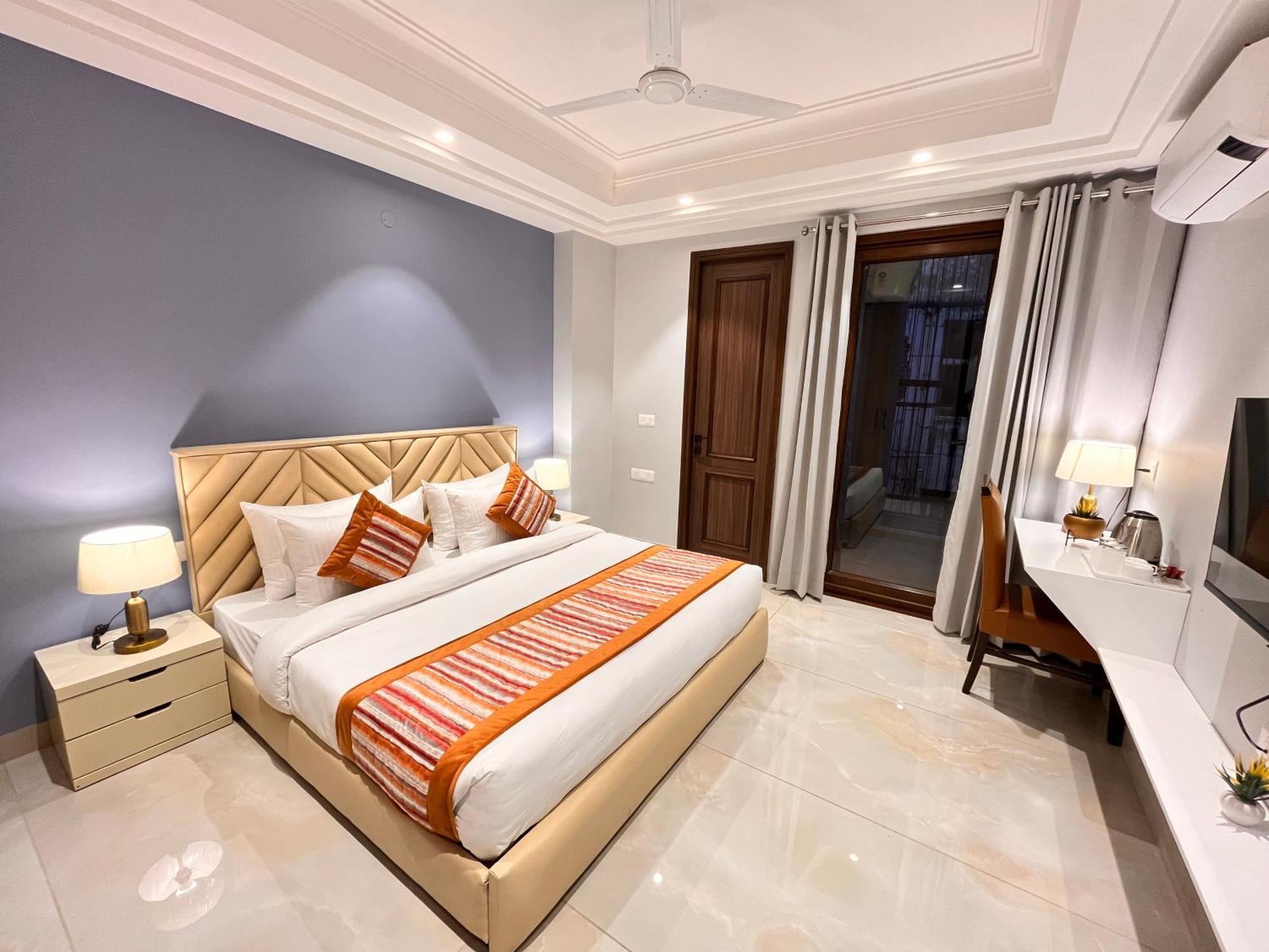 South Ex Residency - South Ex Near Aiims Delhi - Couple Friendly Hotel 3*