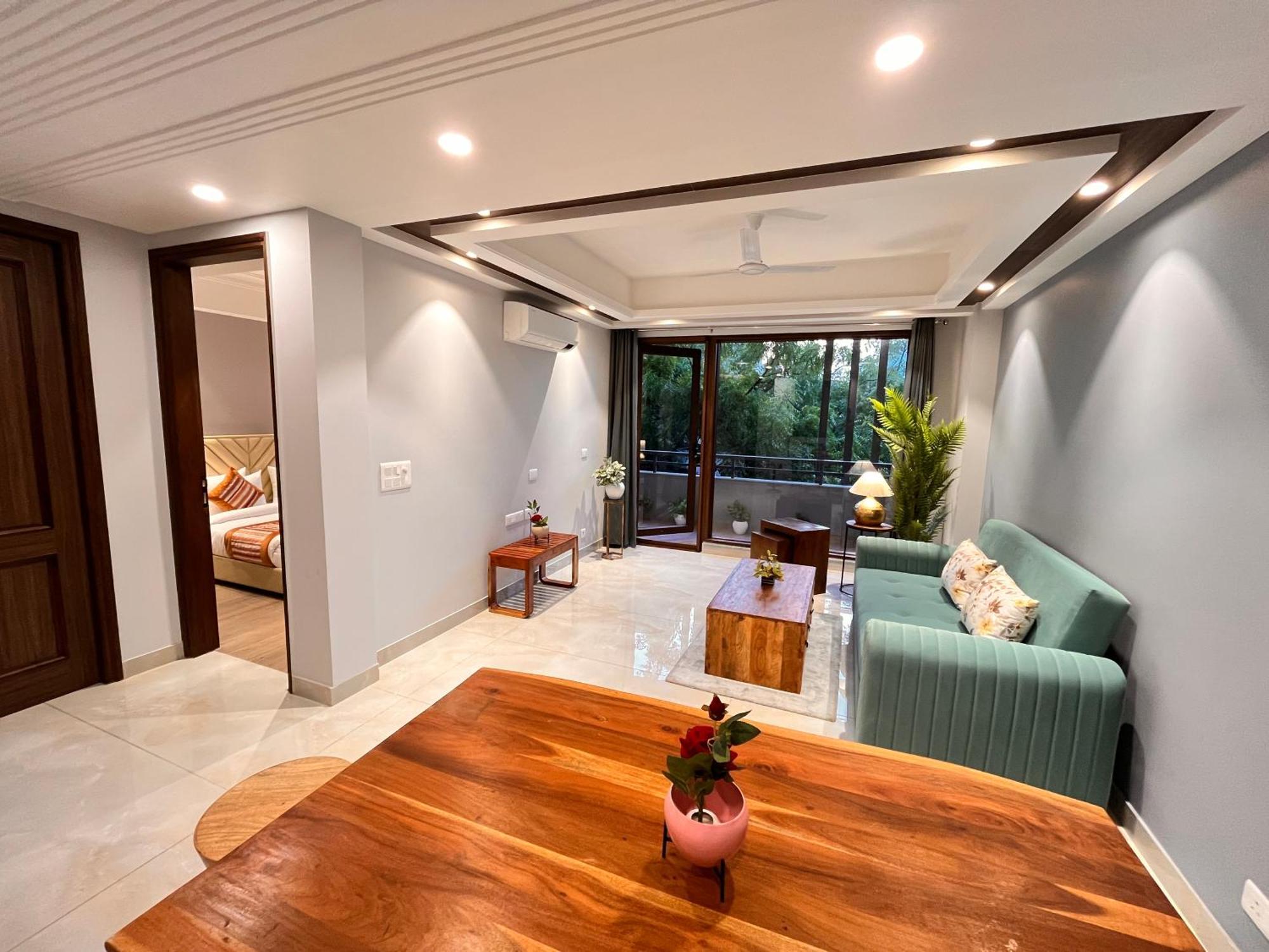 South Ex Residency - South Ex Near Aiims Delhi - Couple Friendly