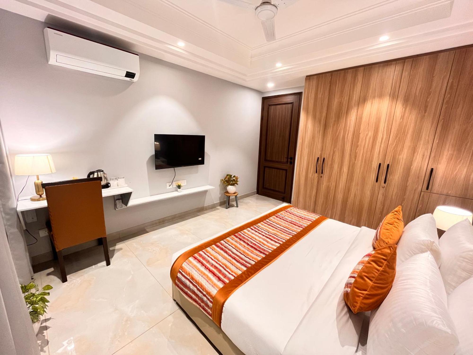 South Ex Residency - South Ex Near Aiims Delhi - Couple Friendly New Delhi