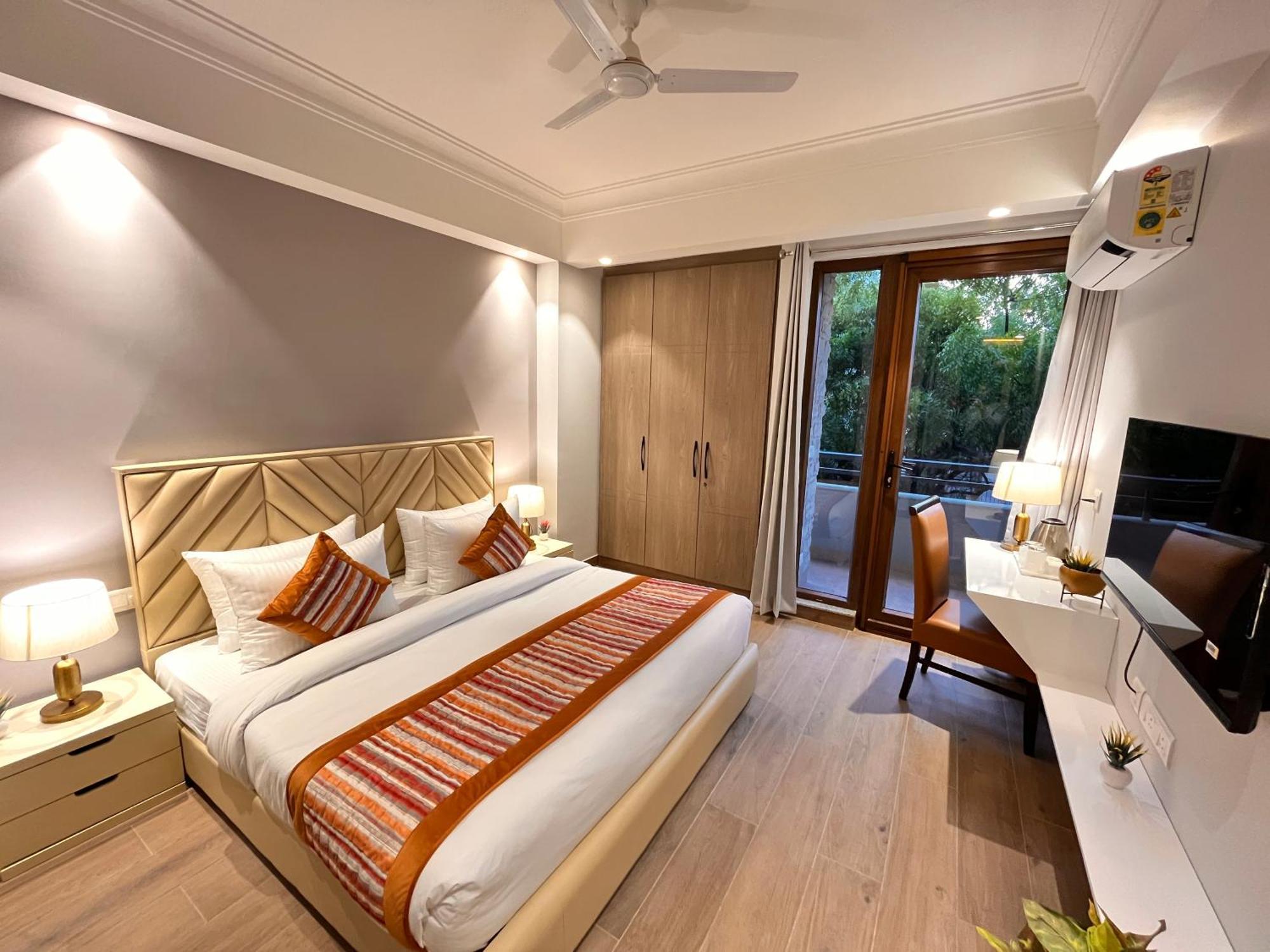 Hotel South Ex Residency - South Ex Near Aiims Delhi - Couple Friendly