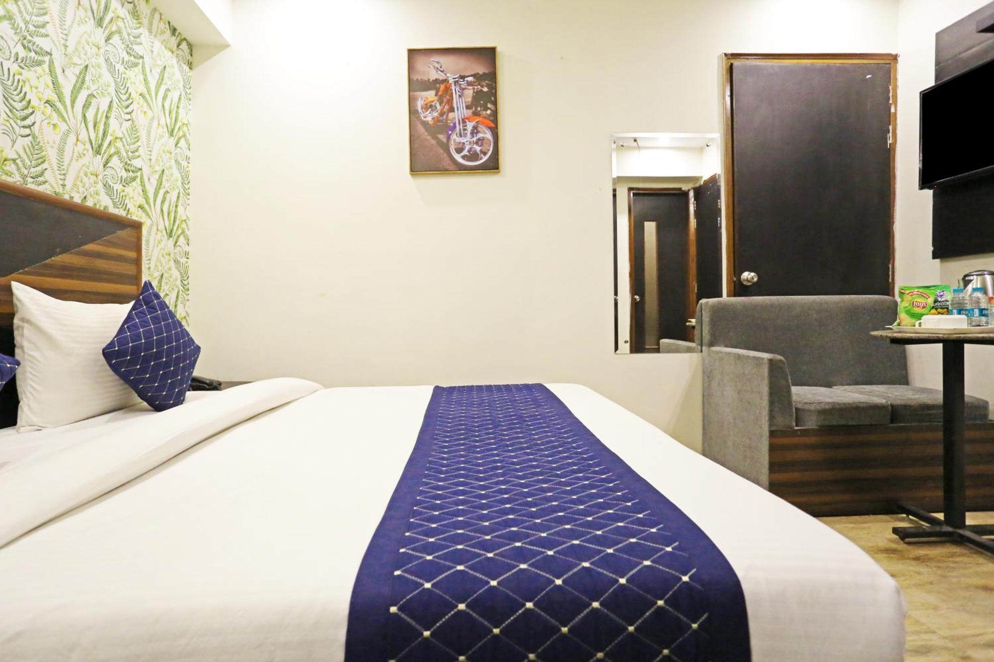 Linda Near International Airport By La Casa Hotel New Delhi