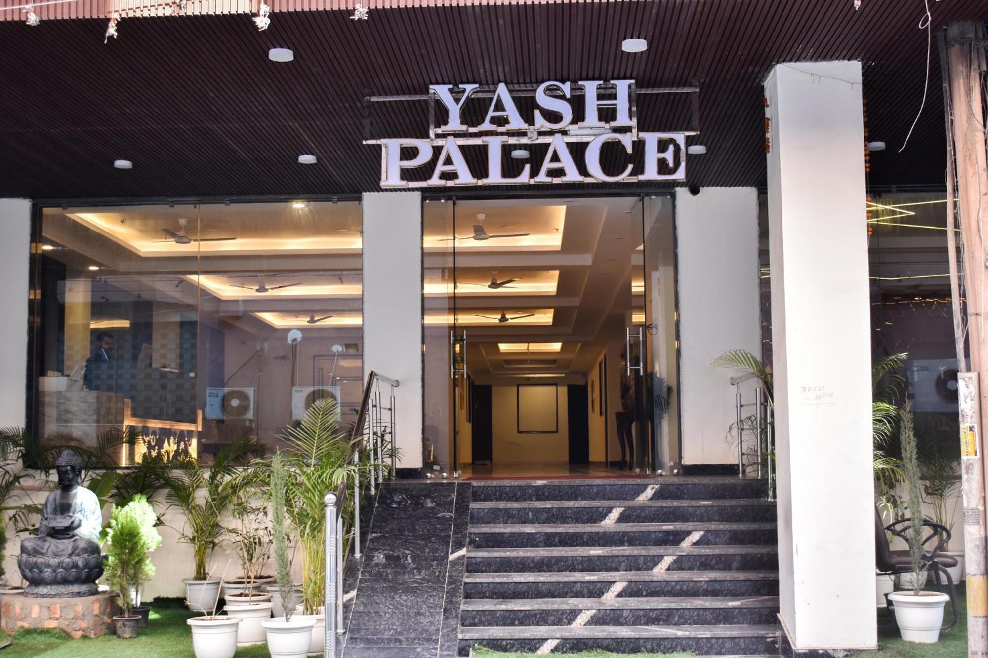 Yash Palace 3*