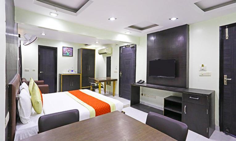 Trio Intercontinental - Patel Nagar