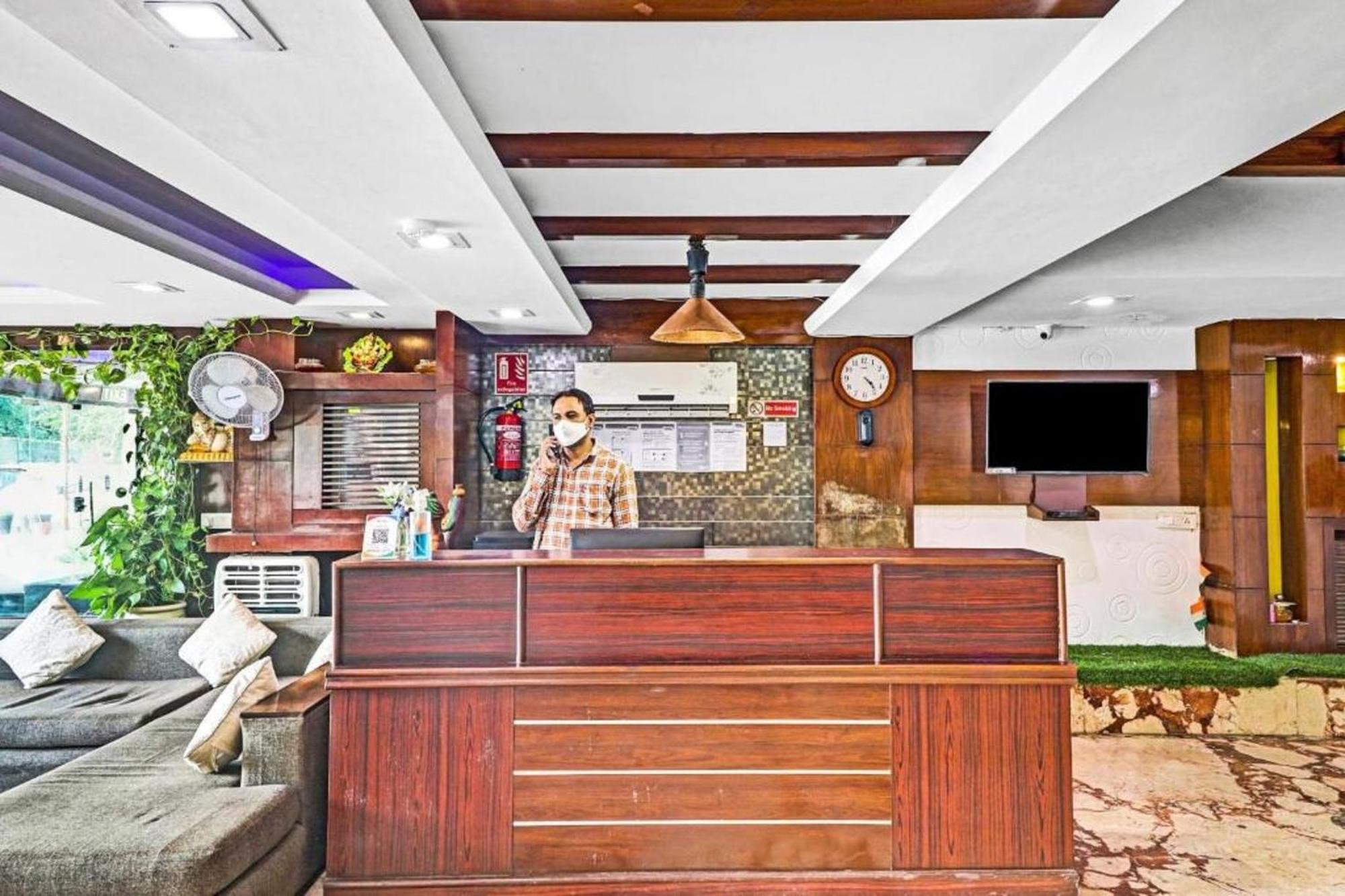 The Royal Galaxy - Sec. 12 Dwarka Metro Station Hotel Delhi (National Capital Territory of India)