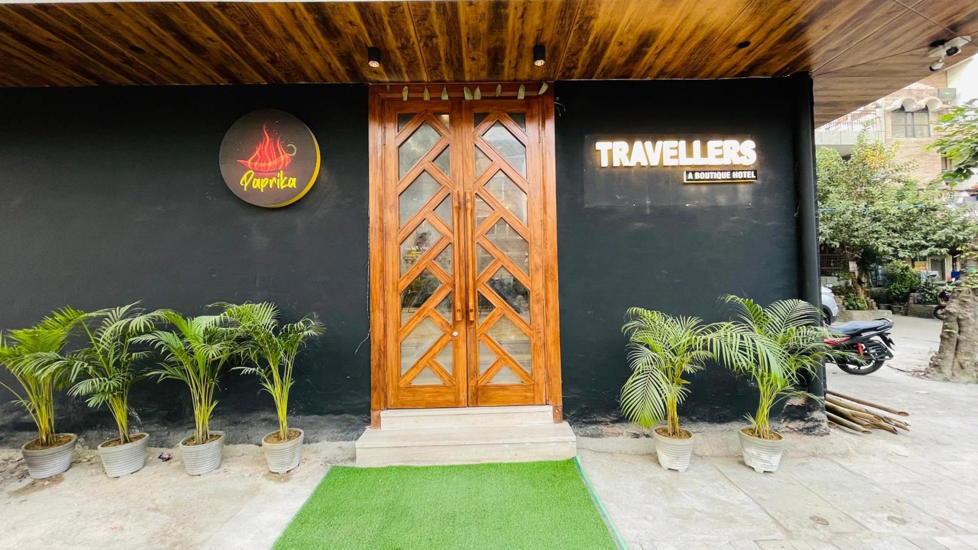 Hotel Travellers New Delhi