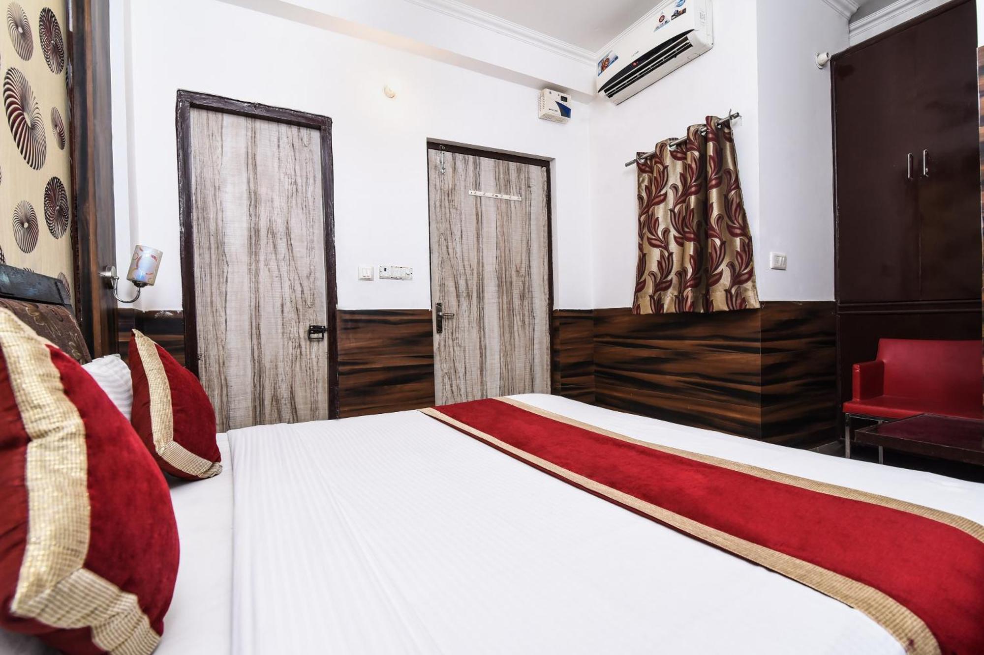 O Perfect Palace 3* New Delhi