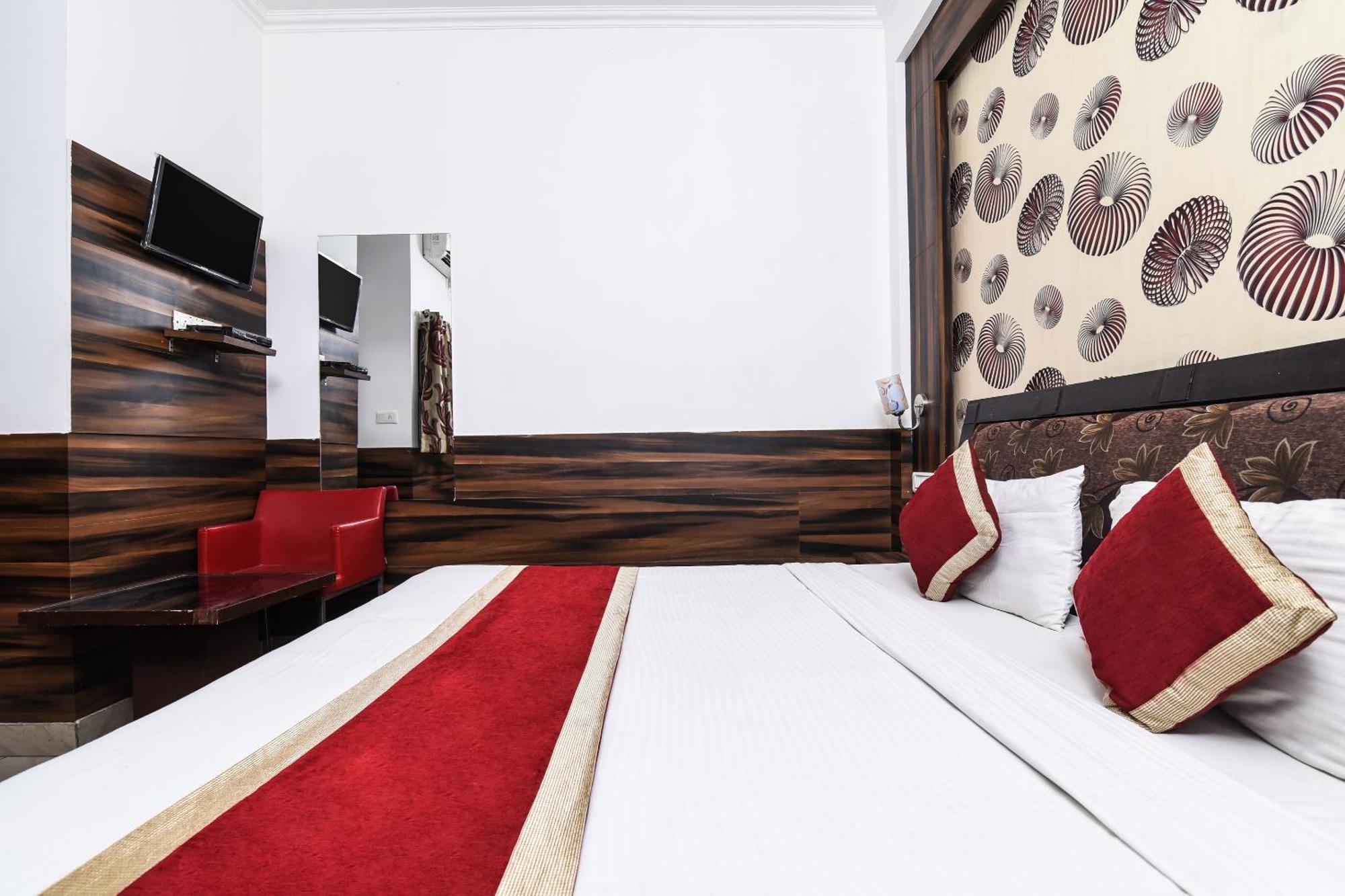 Hotel O Perfect Palace New Delhi