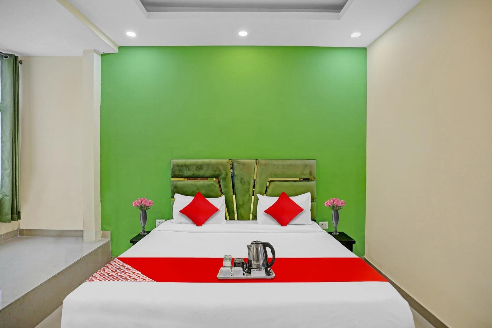 Flagship Grand Imperial Near Worlds Of Wonder 3* Kalkaji Devi