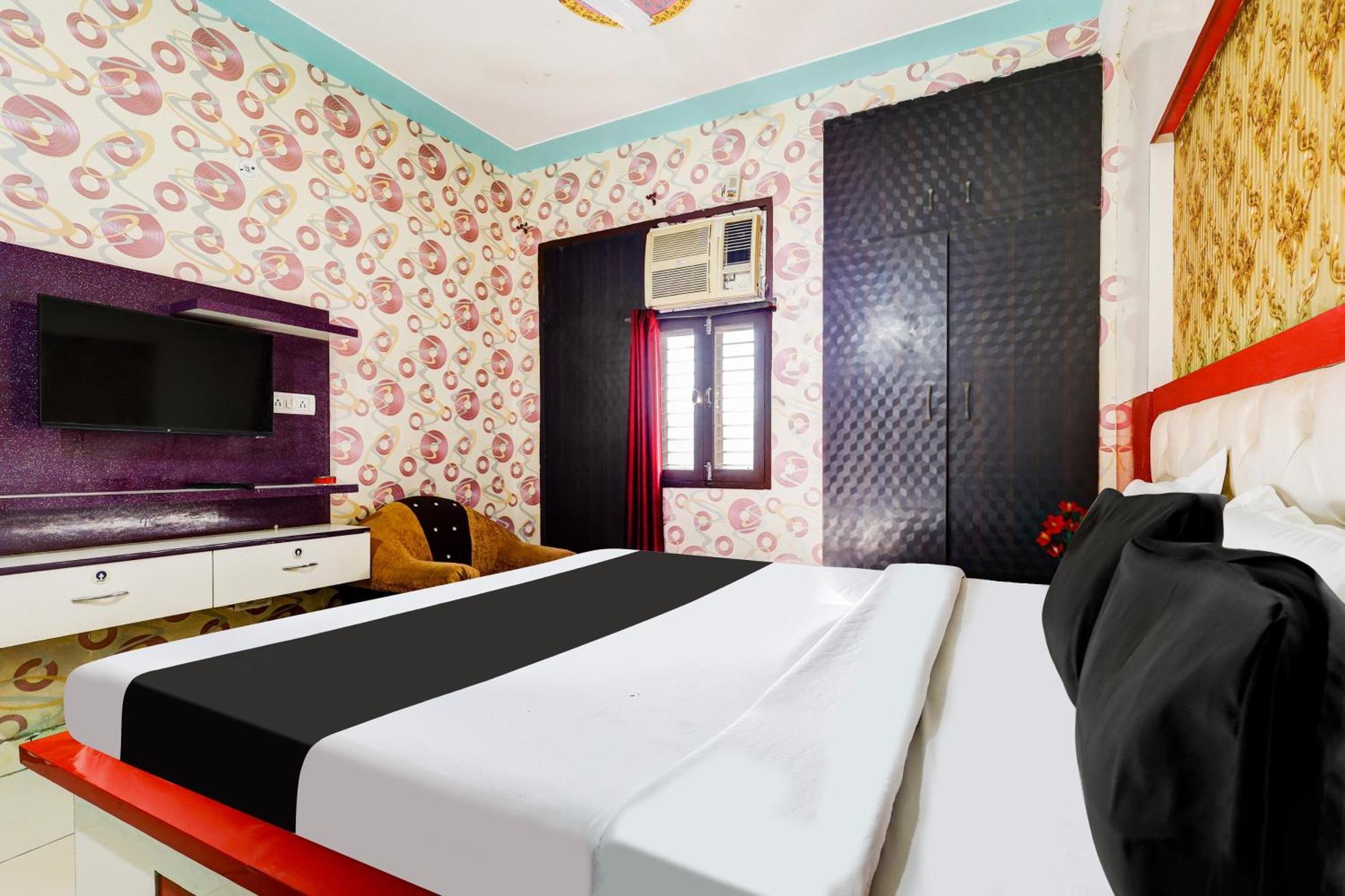 Super O Star Residency Hotel Najafgarh
