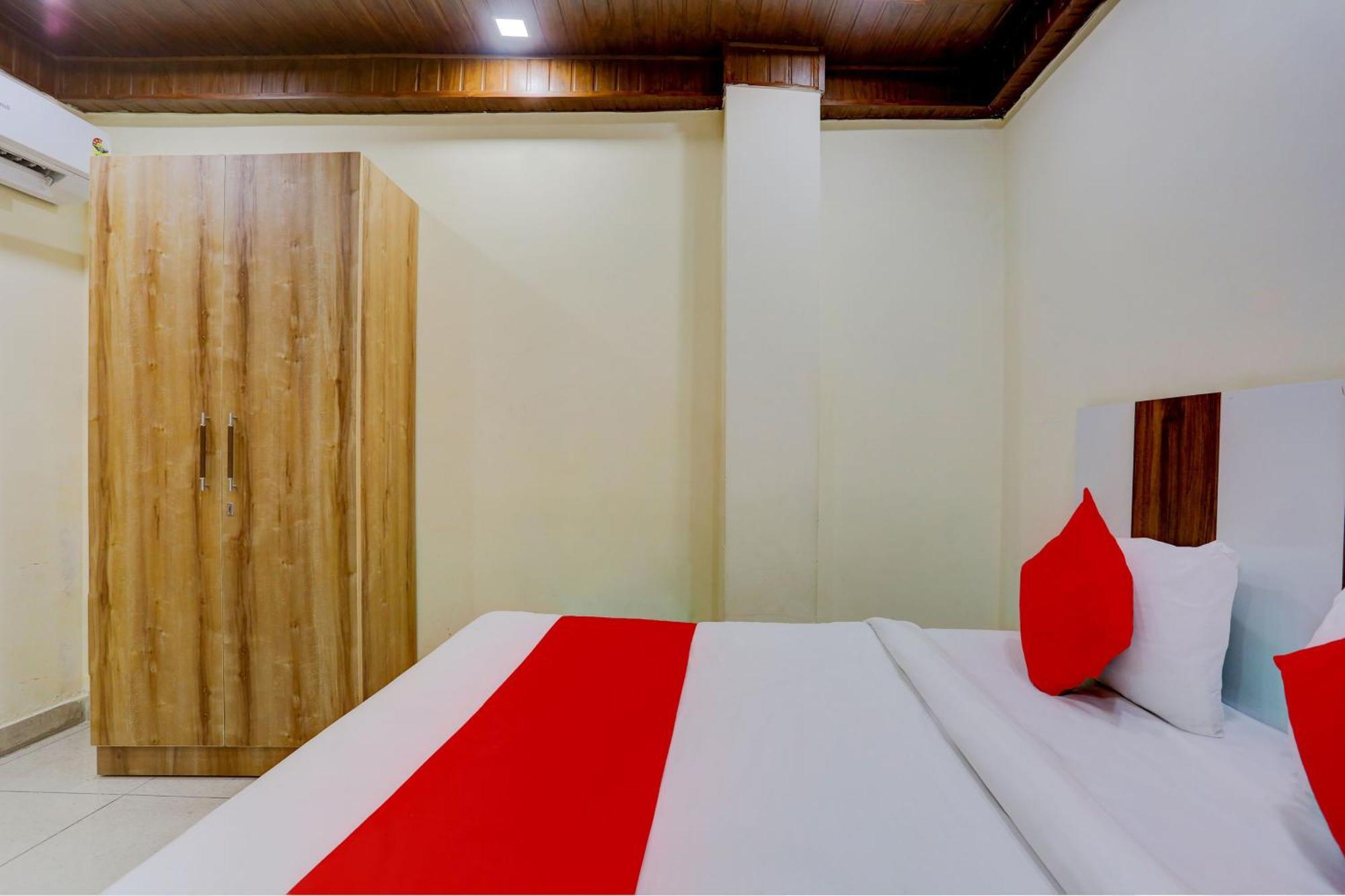 O Family Deluxe 3* New Delhi