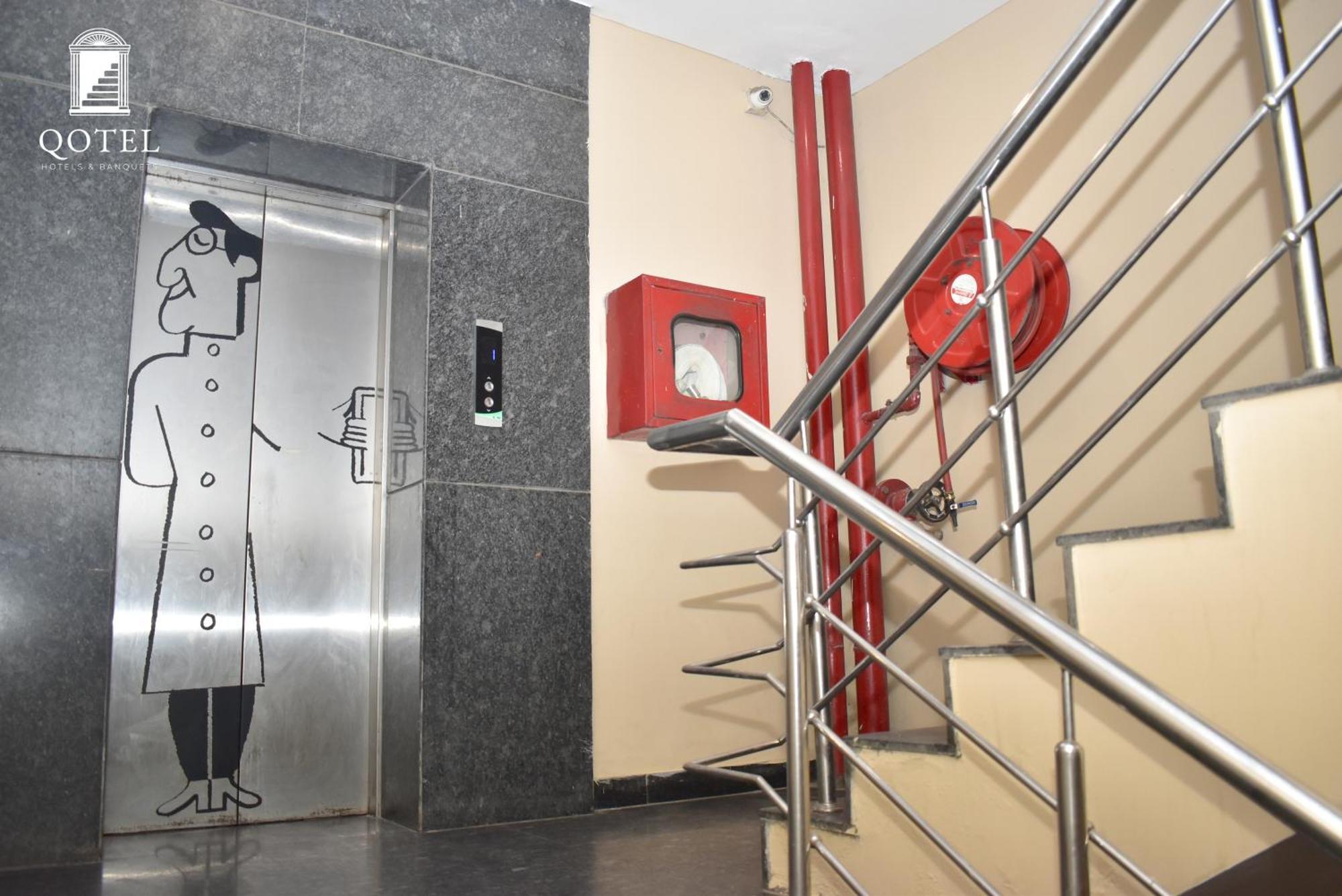 La Serene By Qotel-gagan Vihar Anand Vihar 3* New Delhi