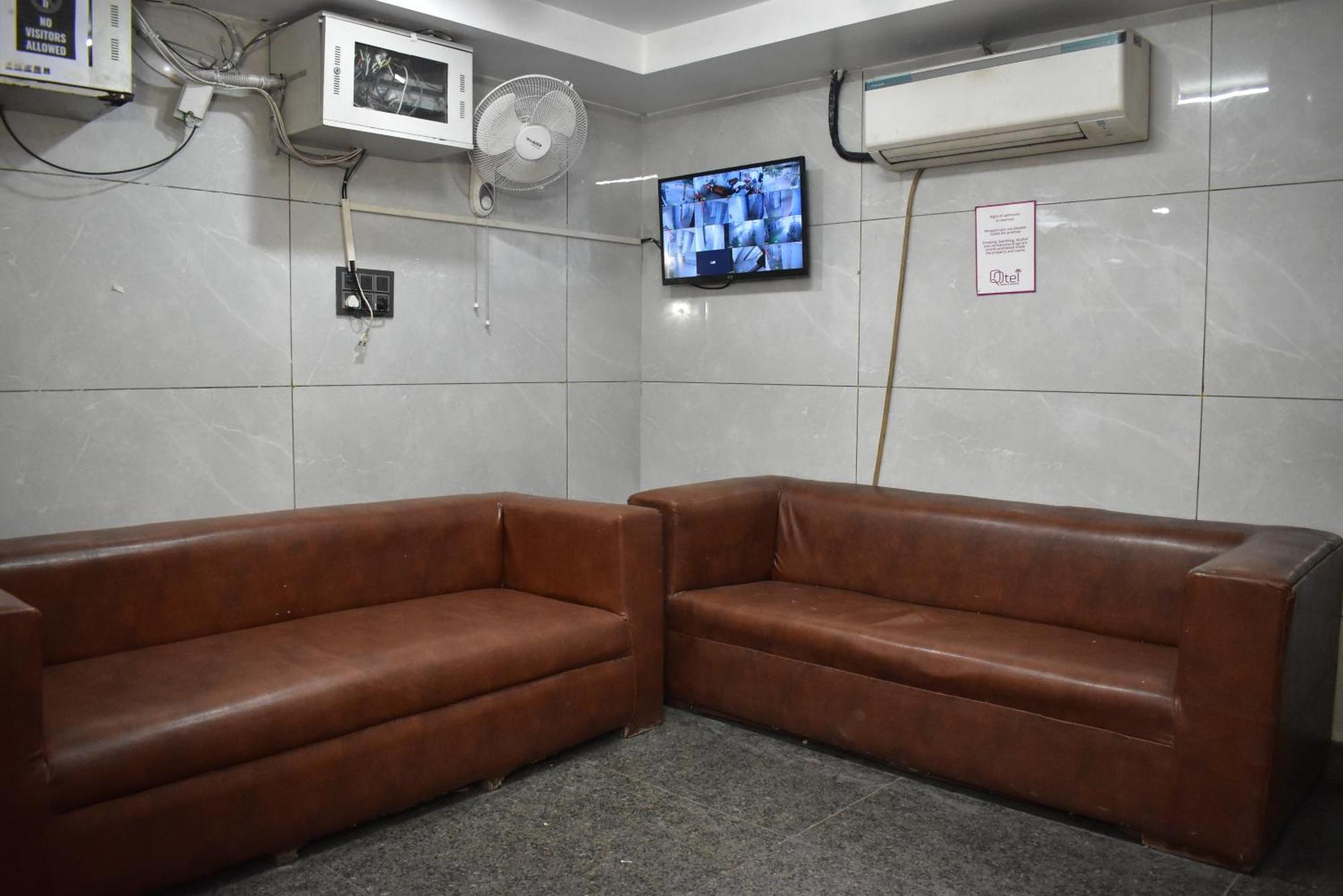 Qotel Rama Rohini Sector-24 Couple Friendly Delhi (National Capital Territory of India)