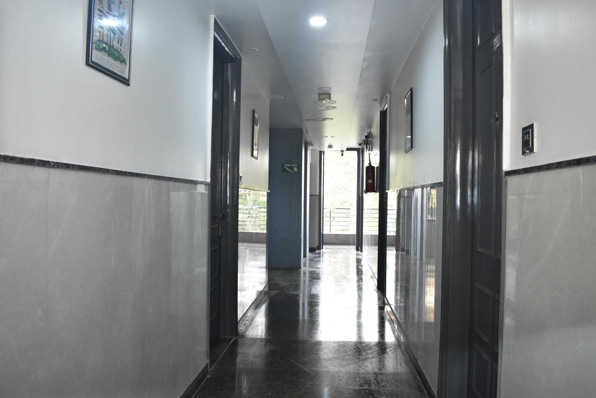 Qotel Rama Rohini Sector-24 Couple Friendly Hotel Delhi (National Capital Territory of India)