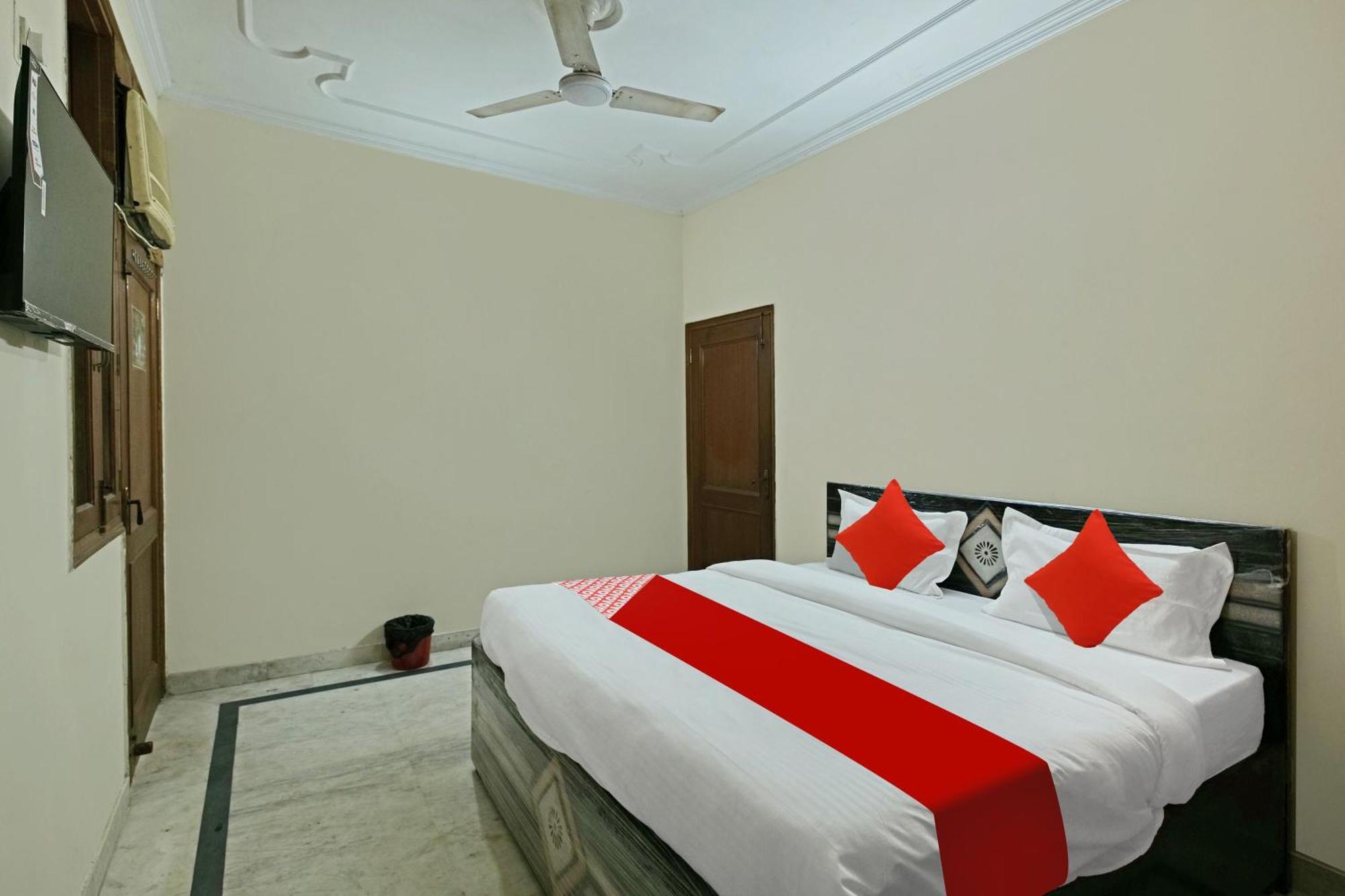 Hotel O Delhight 4*