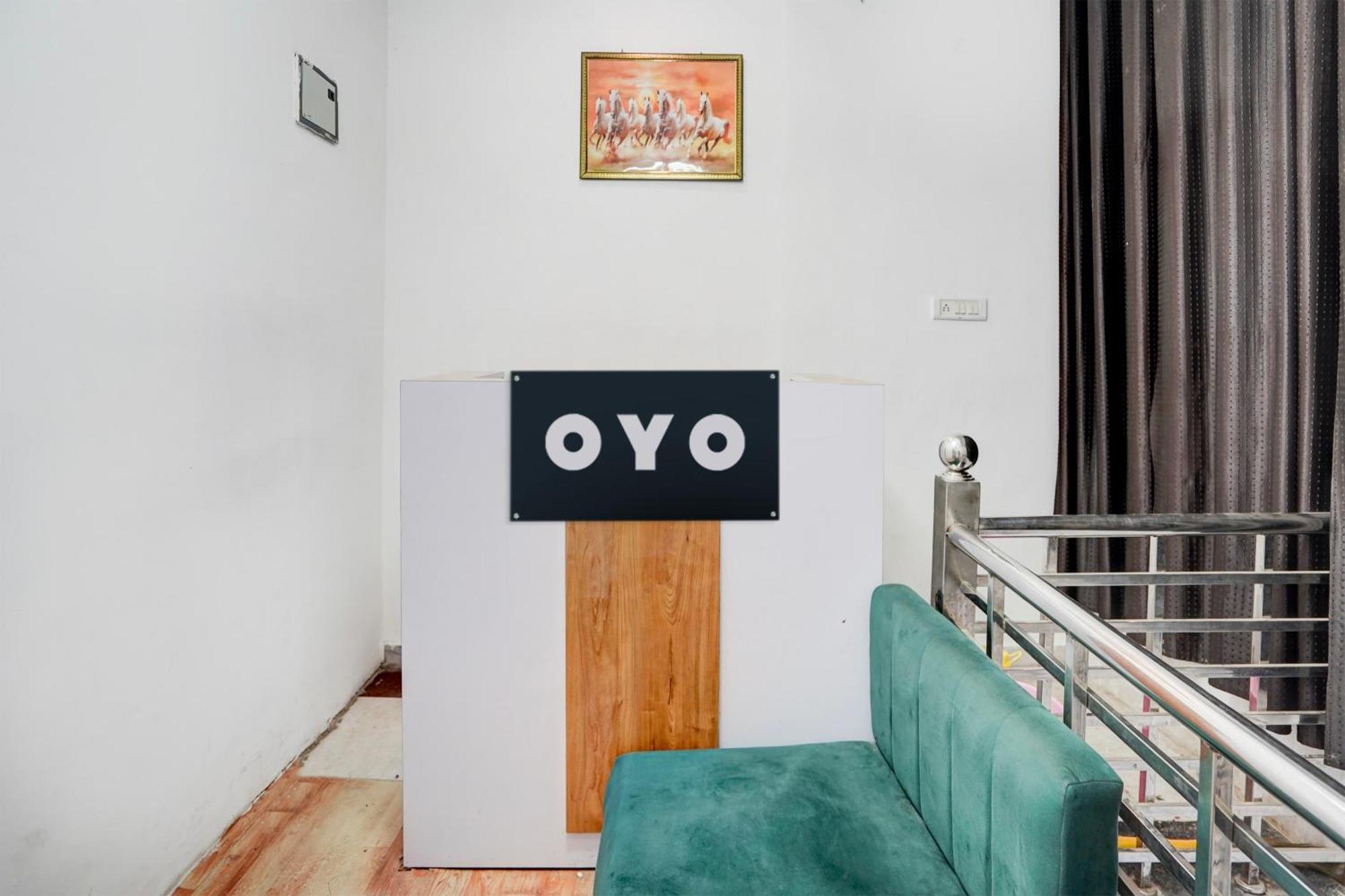 O Le Empire House 3*