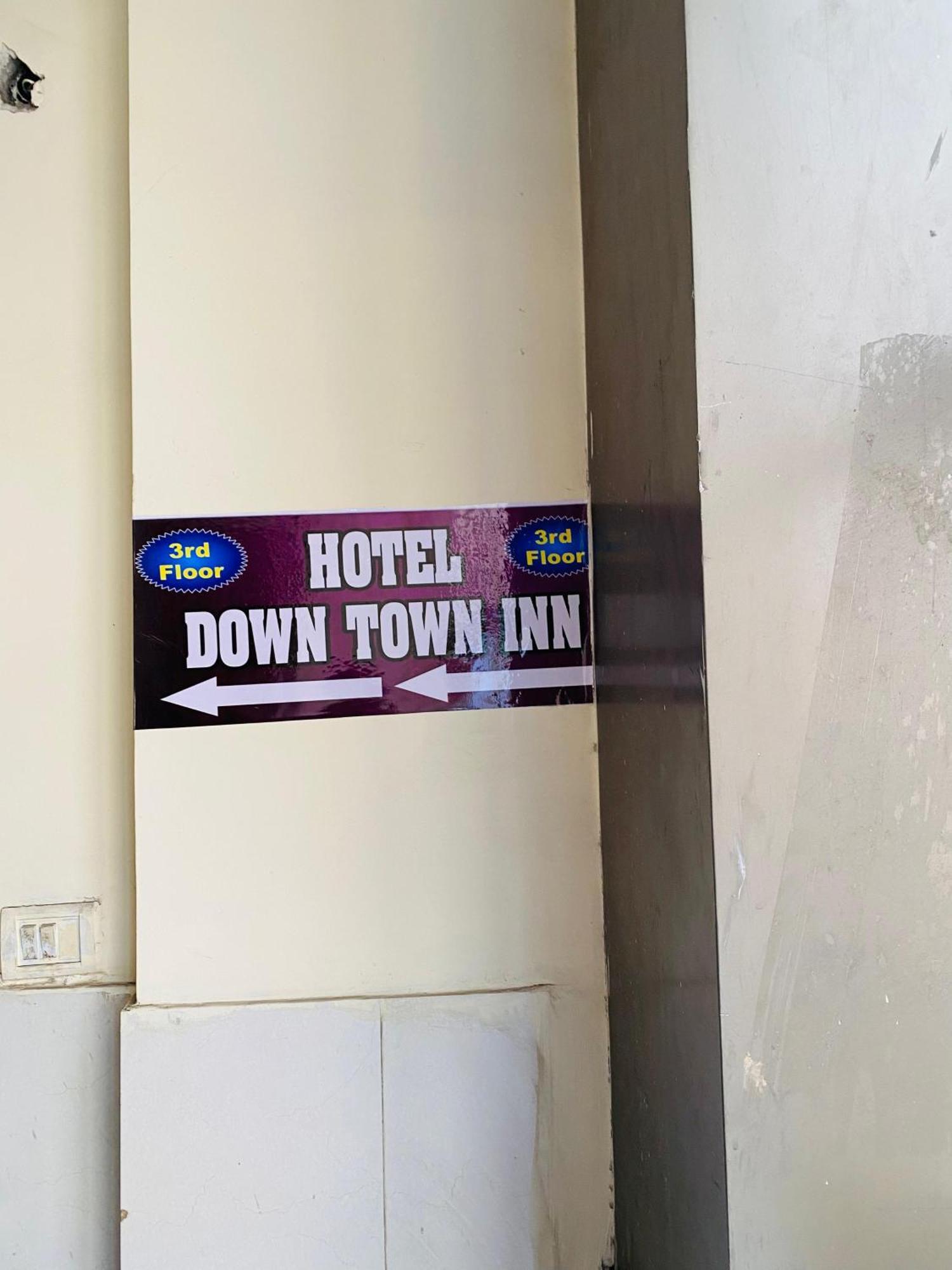Downtown - Shakti Nagar 4*