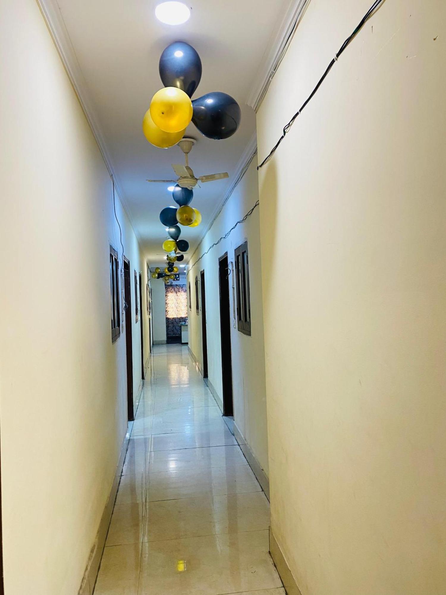 Hotel Downtown - Shakti Nagar