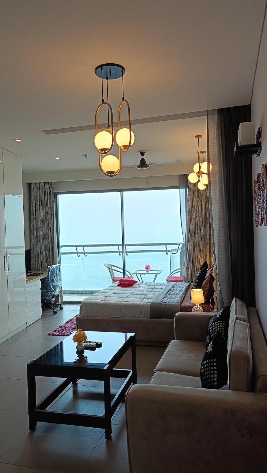 Apartment Supernova Elegant View With The Lockwoods
