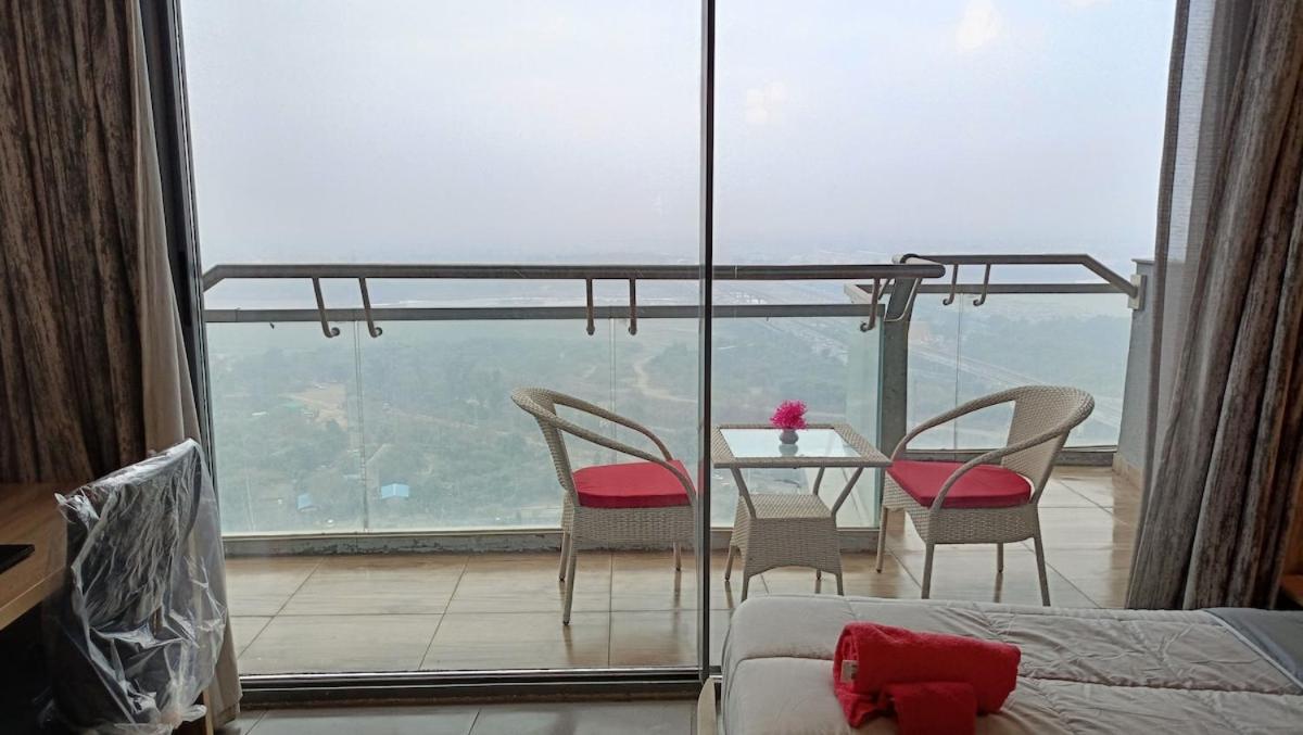 Supernova Elegant View With The Lockwoods Apartment *