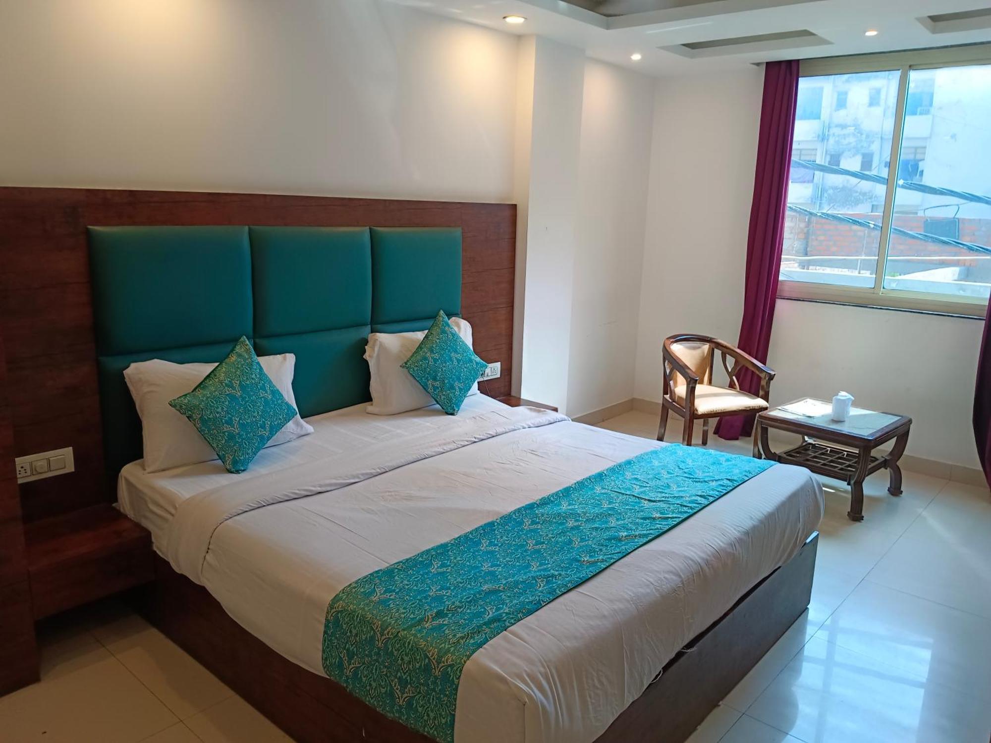 Hotel Royal Tark Plaza Near Igi Airport Delhi New Delhi