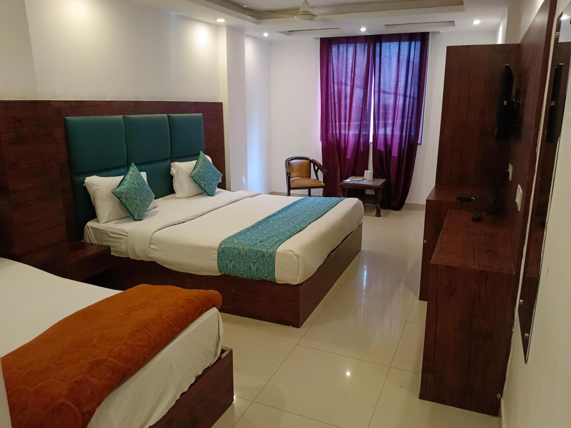 Hotel Royal Tark Plaza Near Igi Airport Delhi New Delhi