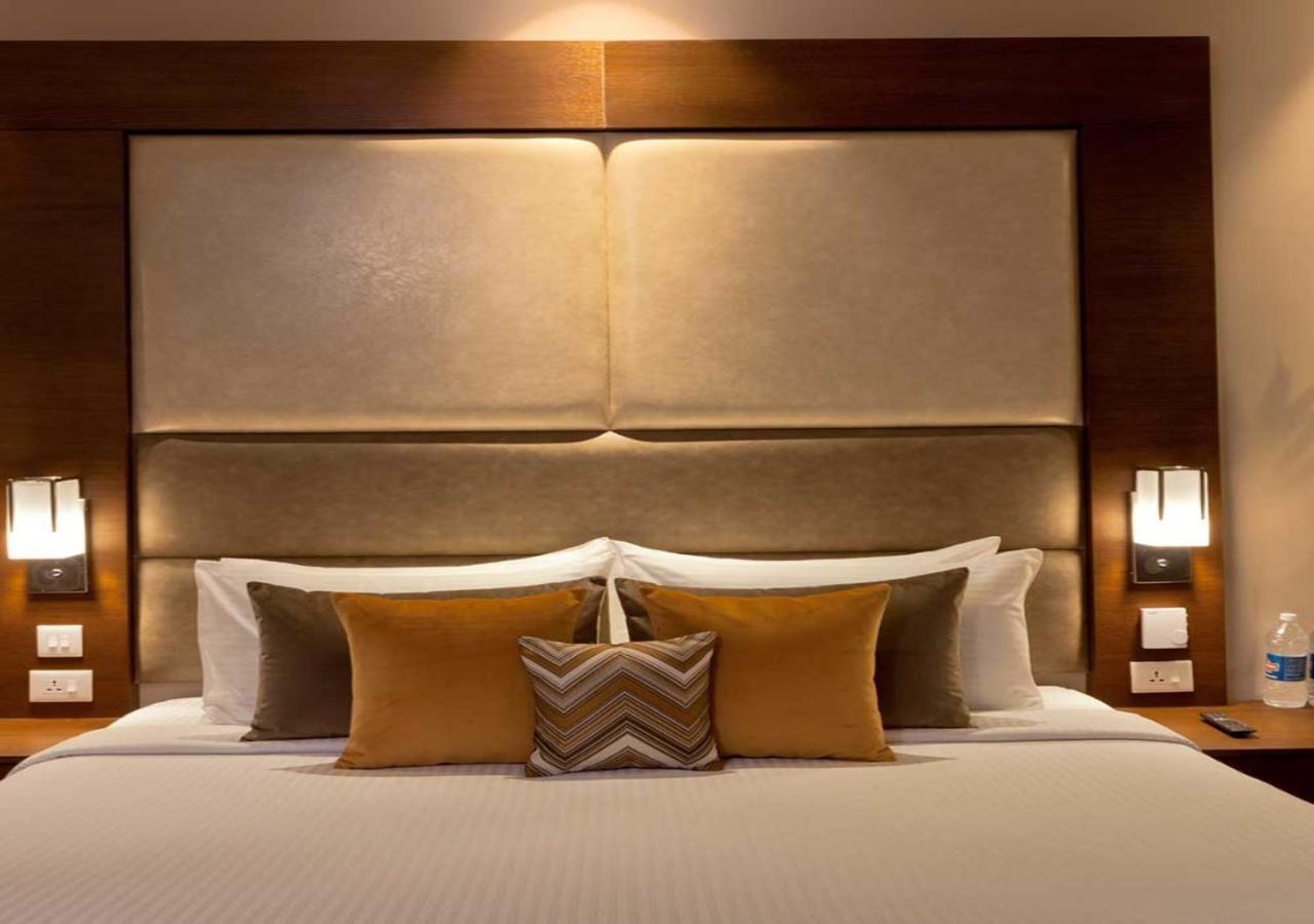 The Atlantes Near Delhi Airport Hotel 4*
