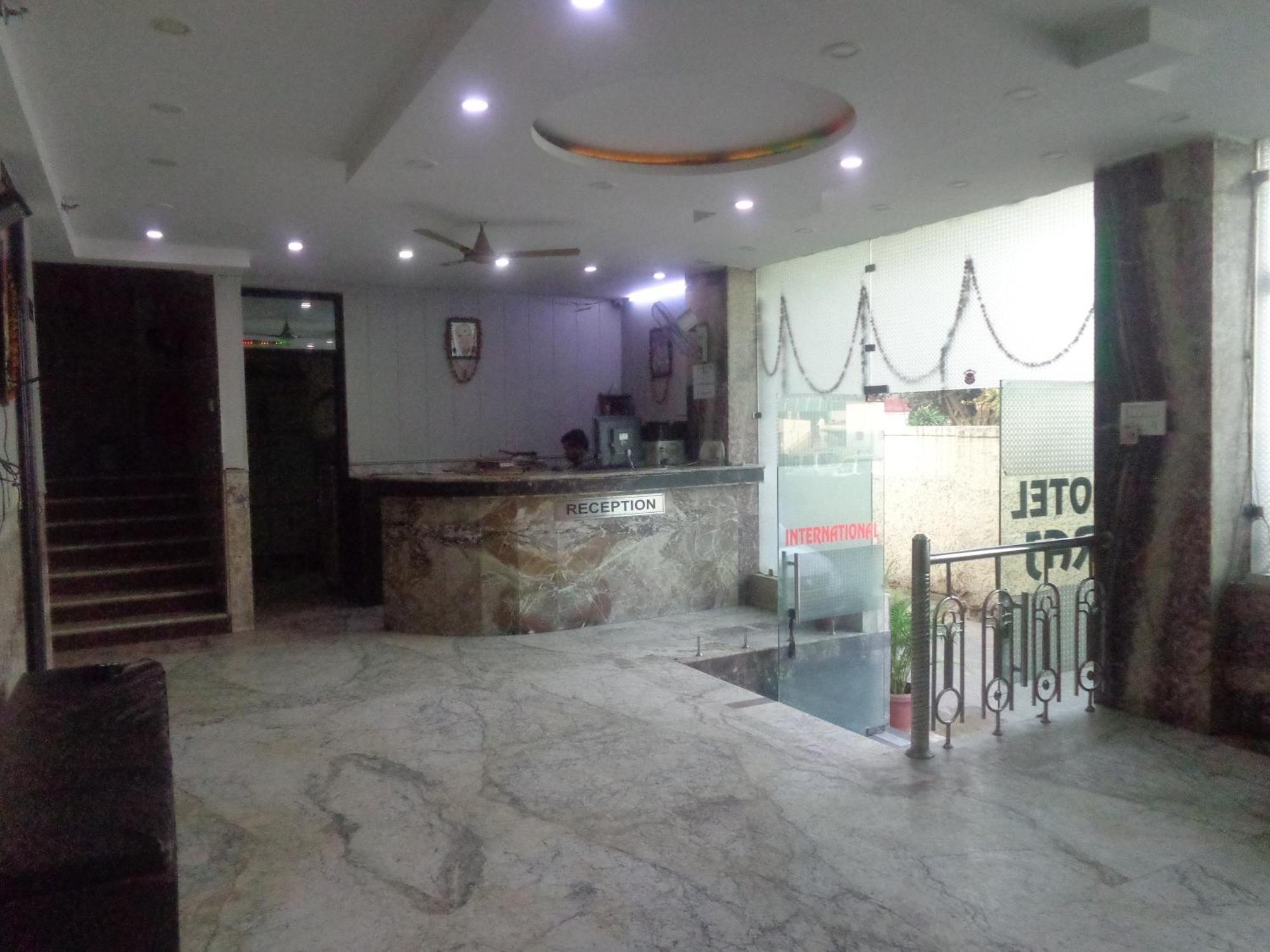 Raj International Dx In-front Of Sarai Rohilla Station Hotel Delhi (National Capital Territory of India)