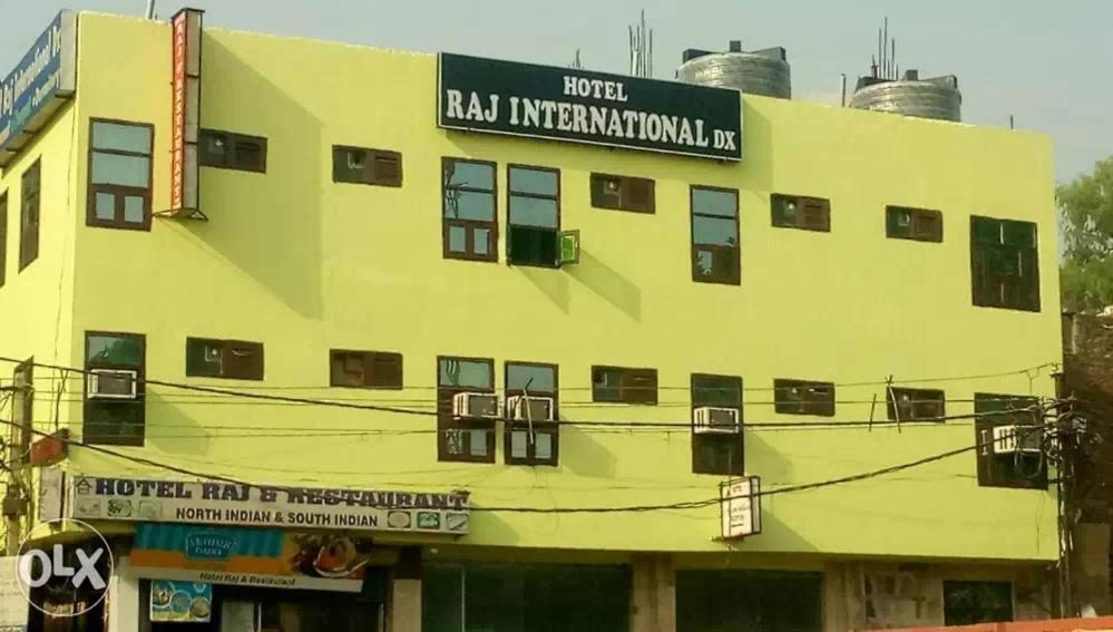 Raj International Dx In-front Of Sarai Rohilla Station Delhi (National Capital Territory of India)