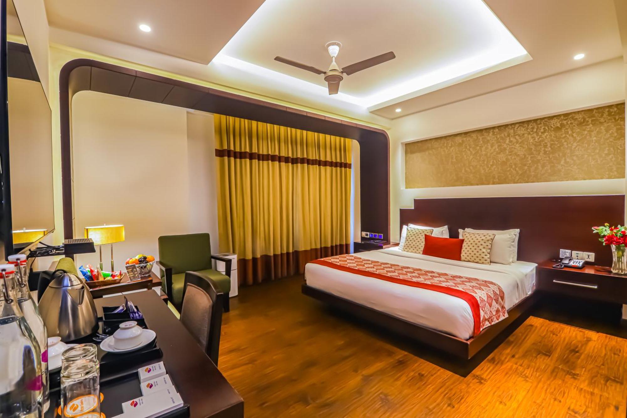 Hotel Godwin Deluxe -Free Airport Pickup -Traveller'S Choice Award Winner 2025
