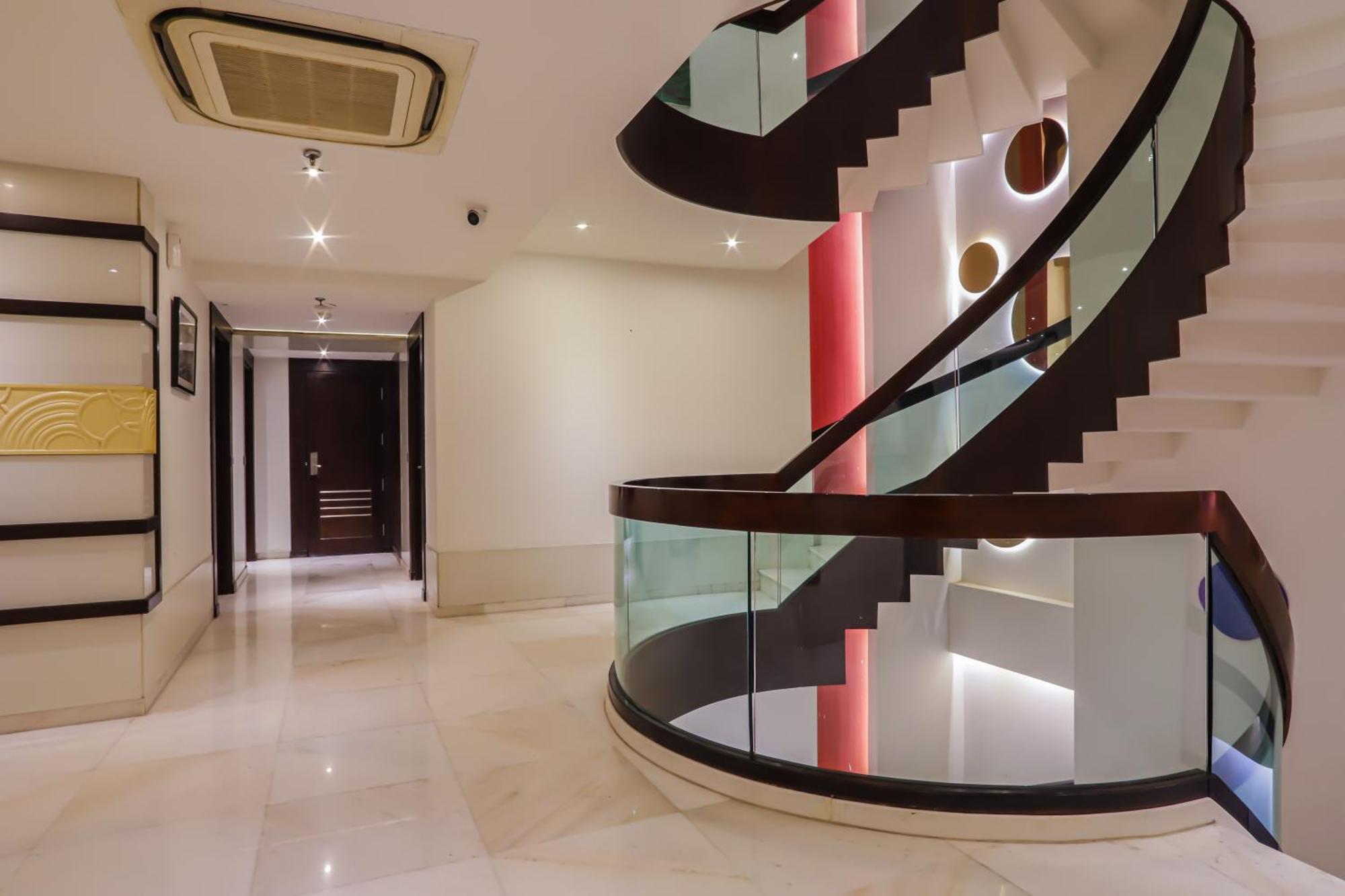 Hotel Hotel Godwin Deluxe -Free Airport Pickup -Traveller'S Choice Award Winner 2025