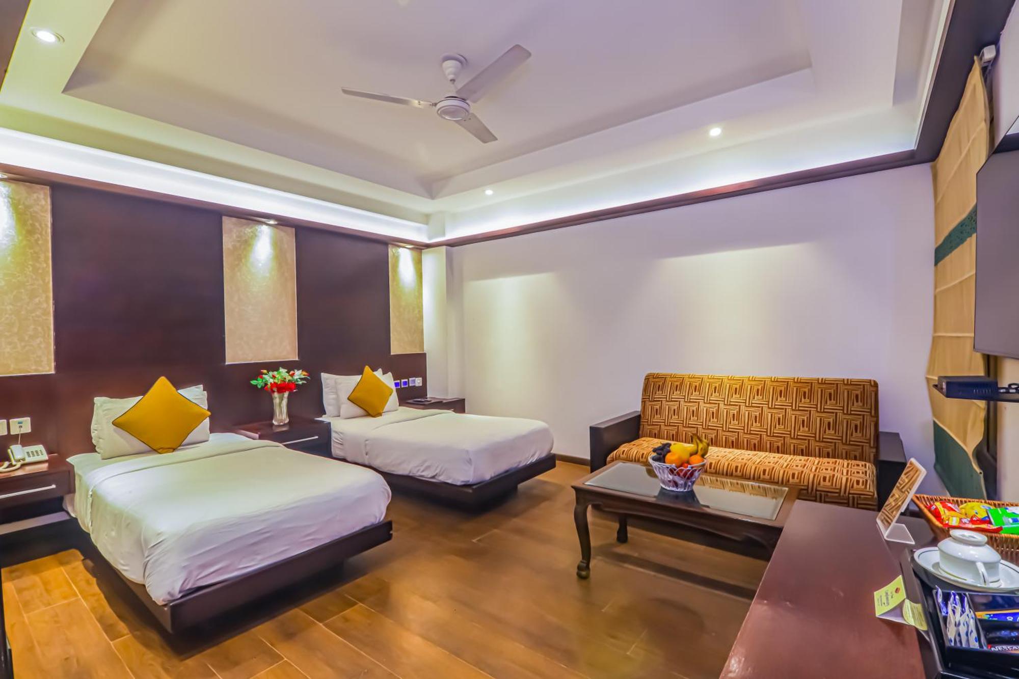 Hotel Godwin Deluxe -Free Airport Pickup -Traveller'S Choice Award Winner 2025