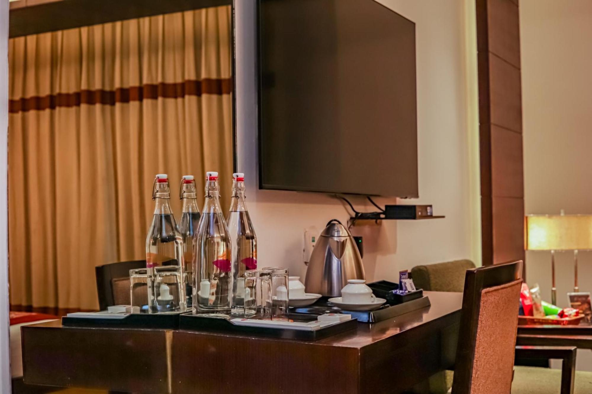 Hotel Godwin Deluxe -Free Airport Pickup -Traveller'S Choice Award Winner 2025 4* New Delhi