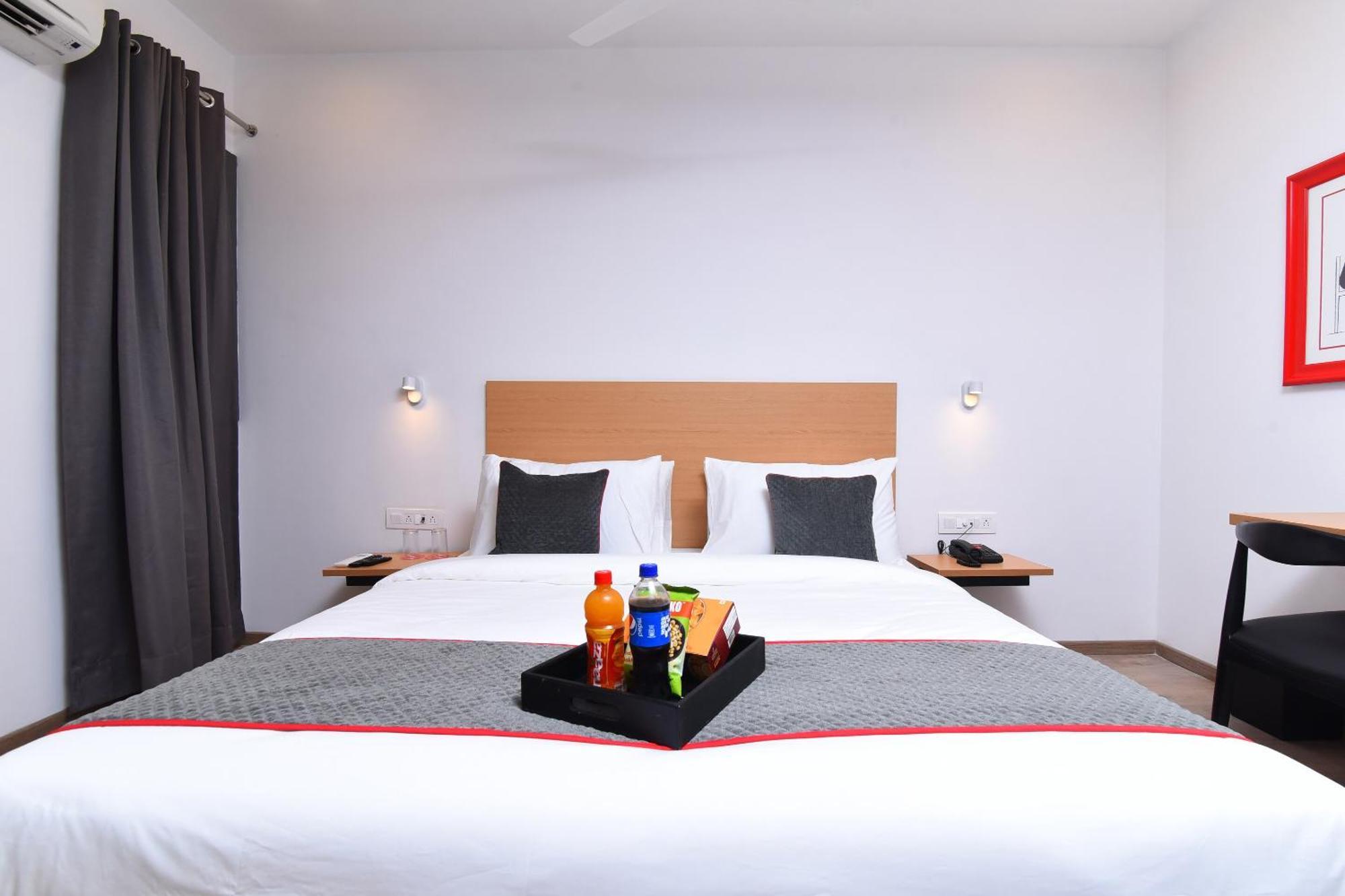 Hotel Townhouse Rudra Near Chhatarpur Metro Station New Delhi