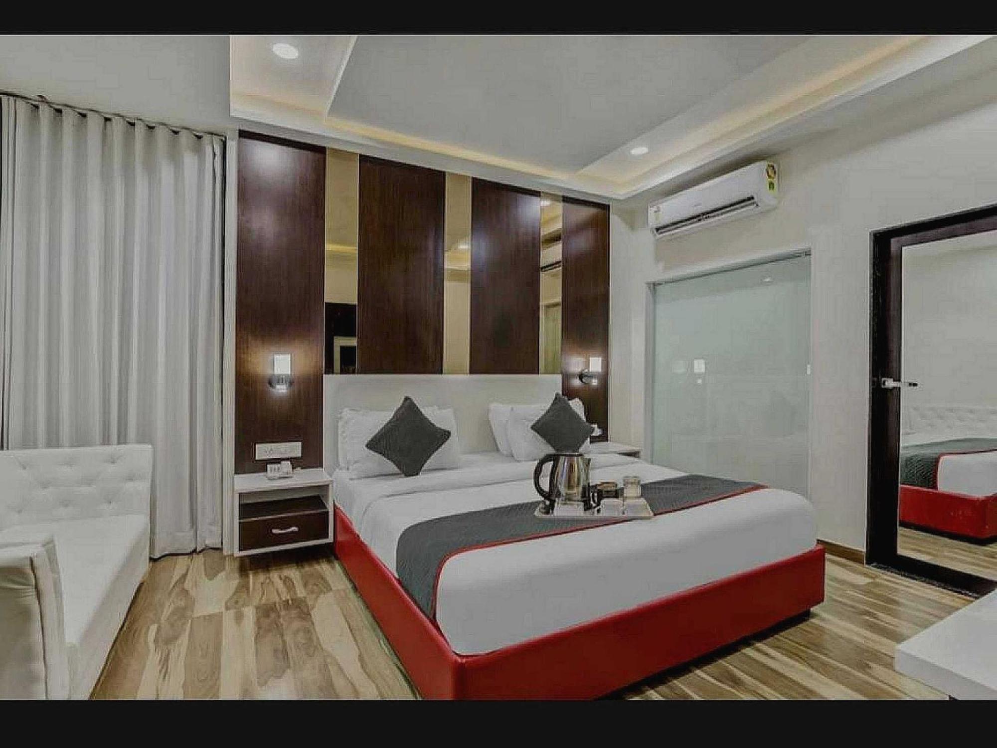 Hotel Super O Raas Near Samaypur Badli Metro Station Delhi (National Capital Territory of India)
