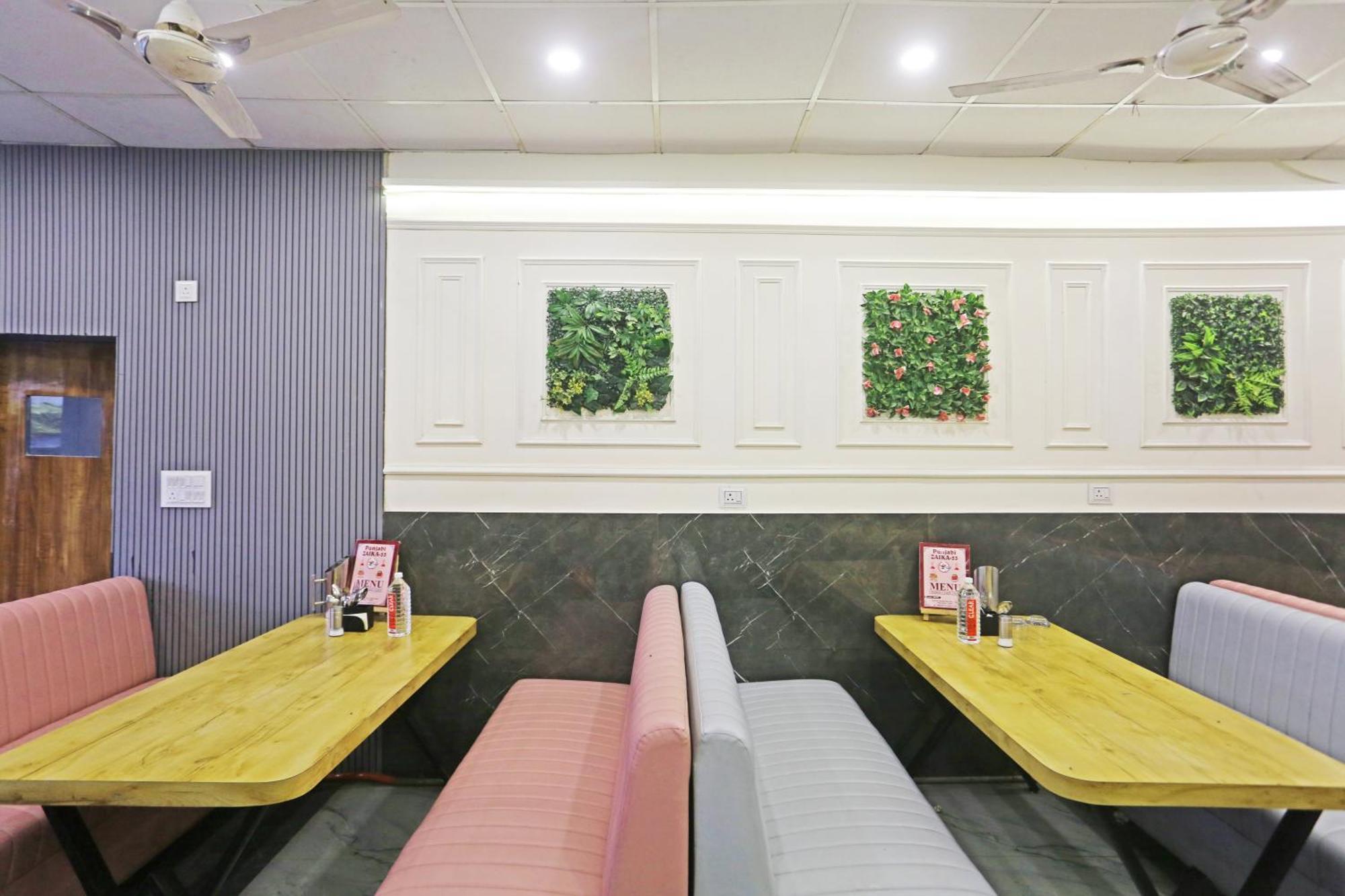 Aman Imperial Just A Minute Away From Railway Station And Connaught Place Hotel 4*