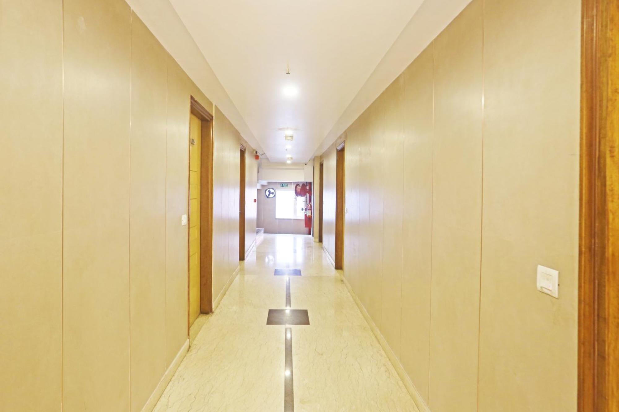 Aman Imperial Just A Minute Away From Railway Station And Connaught Place New Delhi