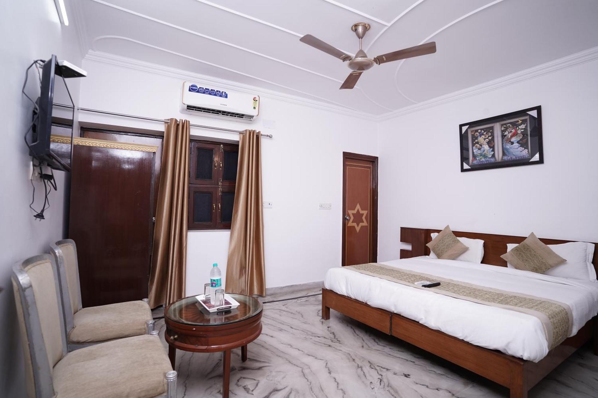 Lecston @yashobhoomi Dwarka Sector - 25 Metro Station Hotel Delhi (National Capital Territory of India)