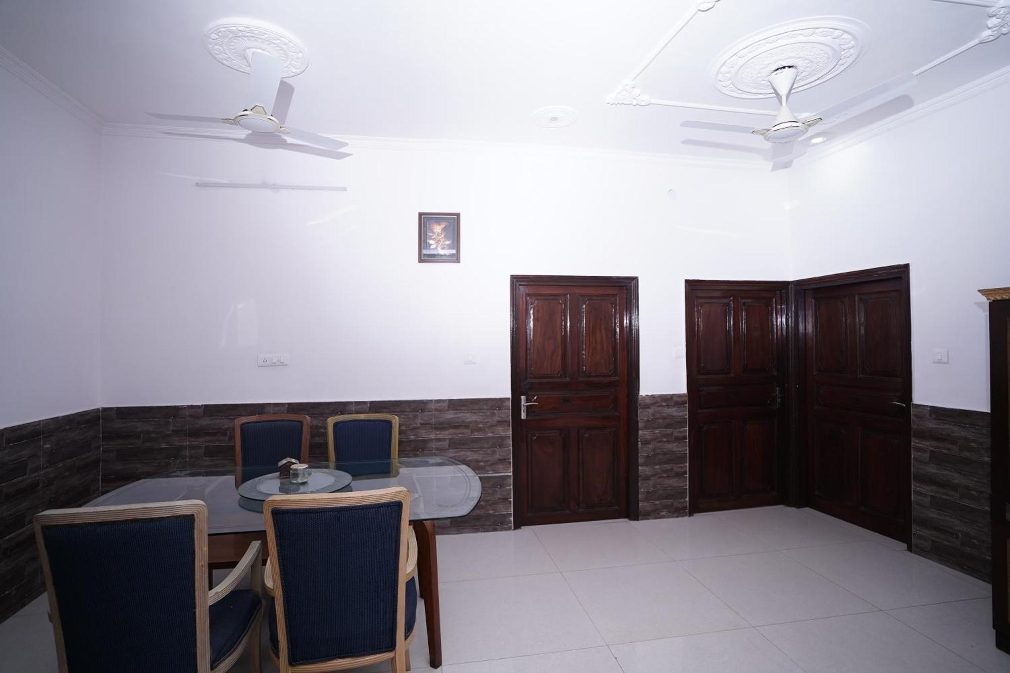 Hotel Lecston @yashobhoomi Dwarka Sector - 25 Metro Station Delhi (National Capital Territory of India)