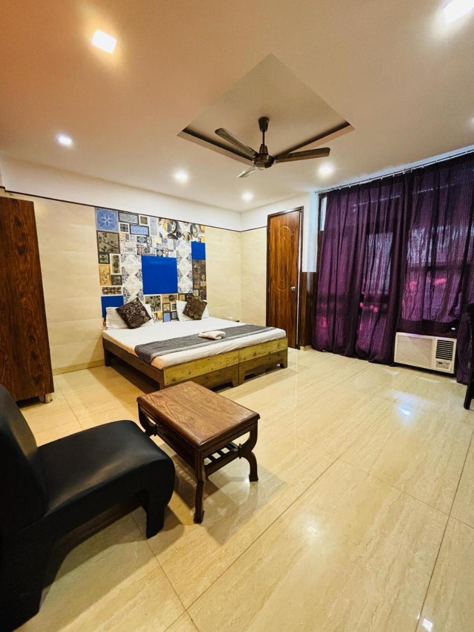 Satwah Just 10 Minute Away Form Nizamuddin Railway Station