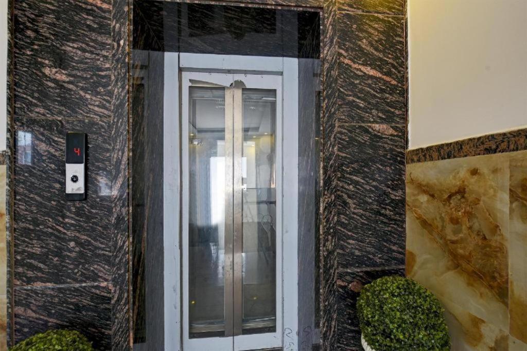 Hotel Rosewood Near Delhi Airport Nova Deli