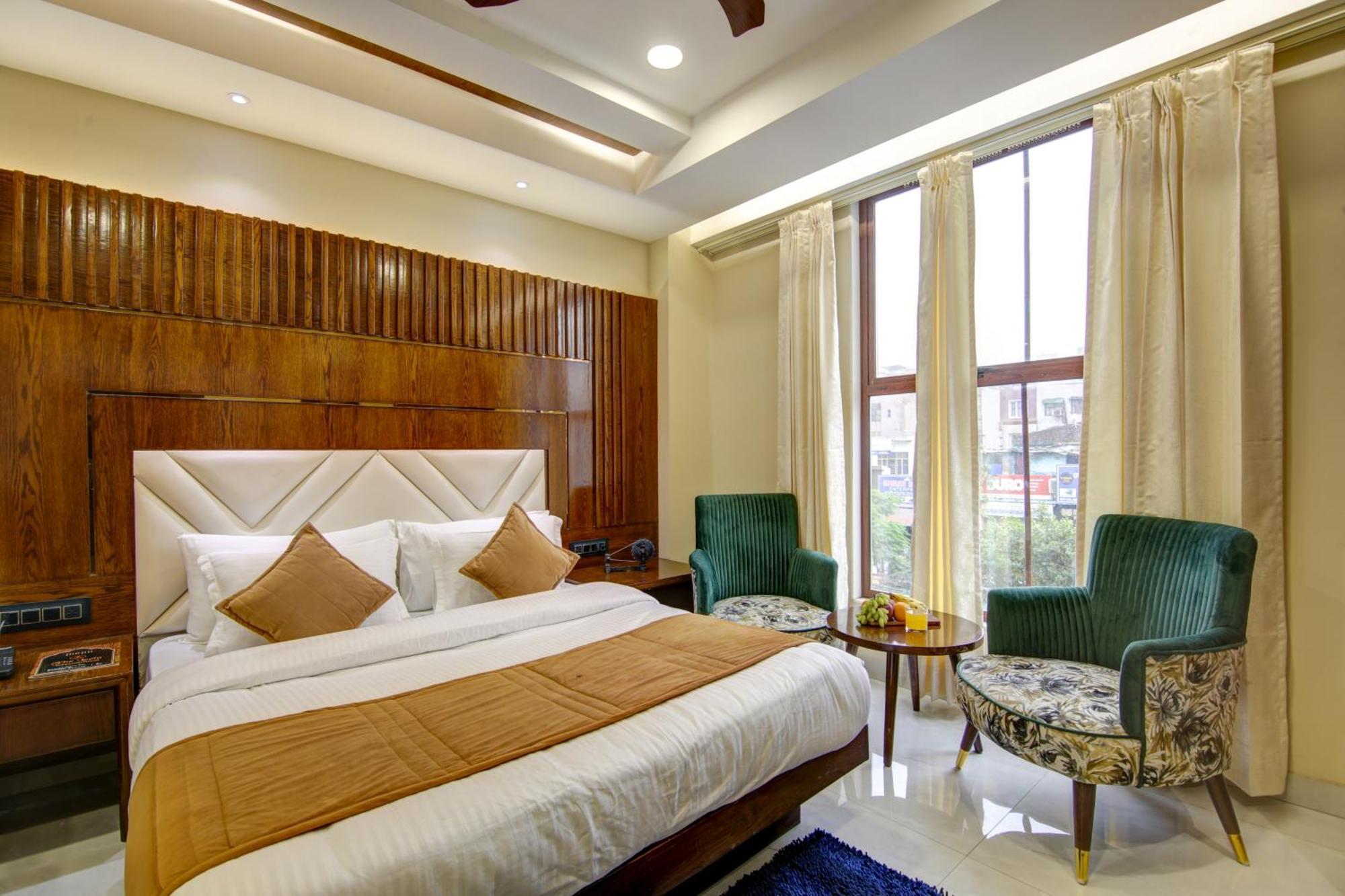 The Leena Interntional-Traveller'S Choice Top Winner 2025 Hotel 4*