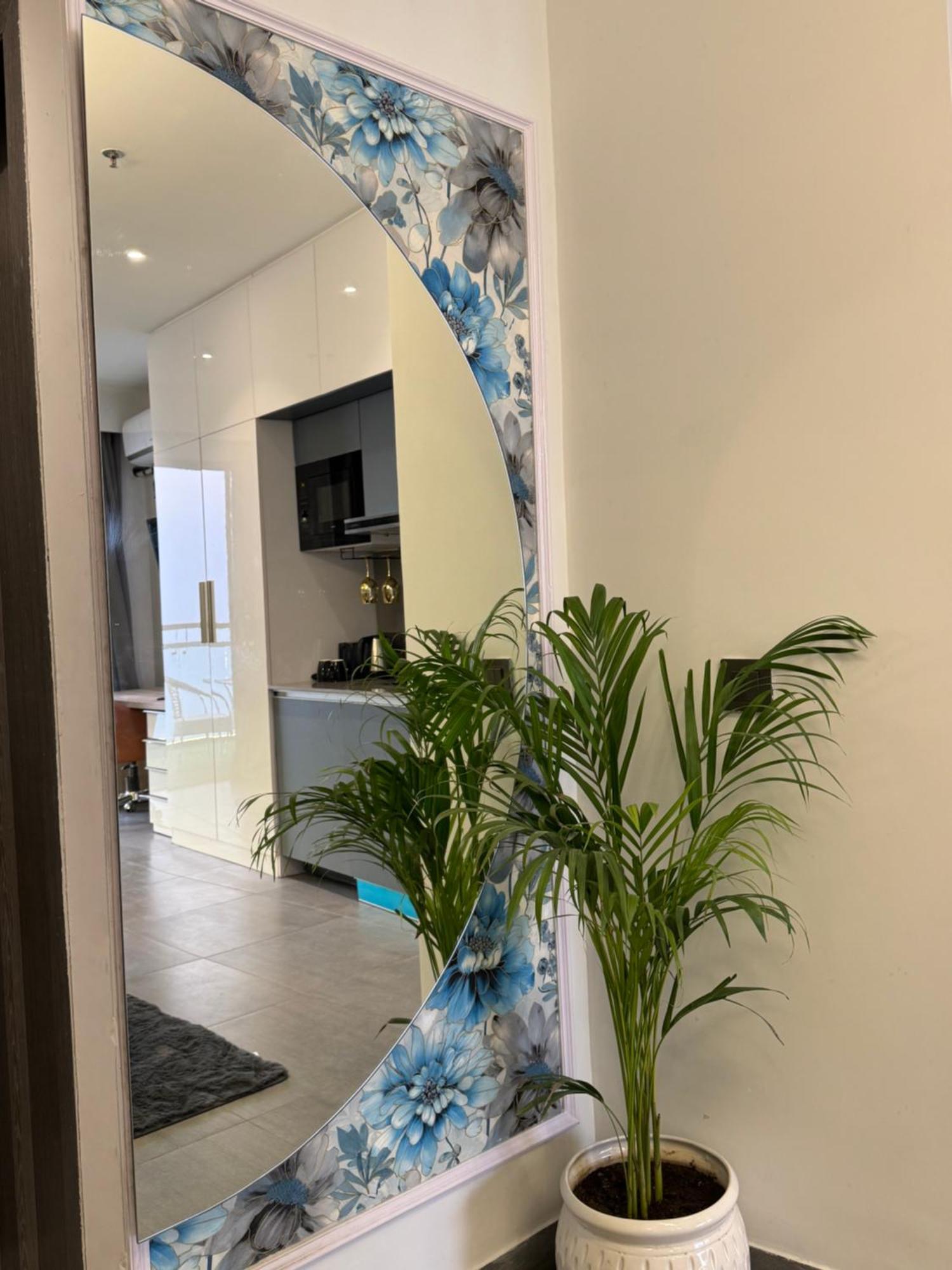 Apartment Suncatcher By Royal Reetreat