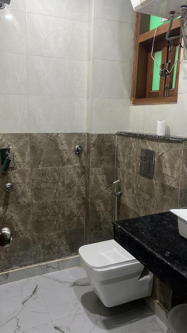 Plaza Near Igi 4*